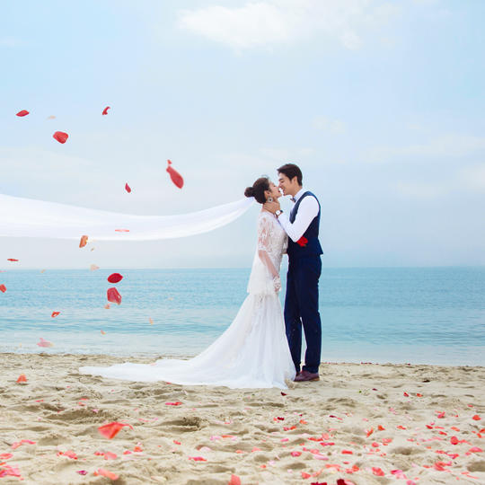 深圳福永新和巴黎婚纱艺术摄影特价婚纱照