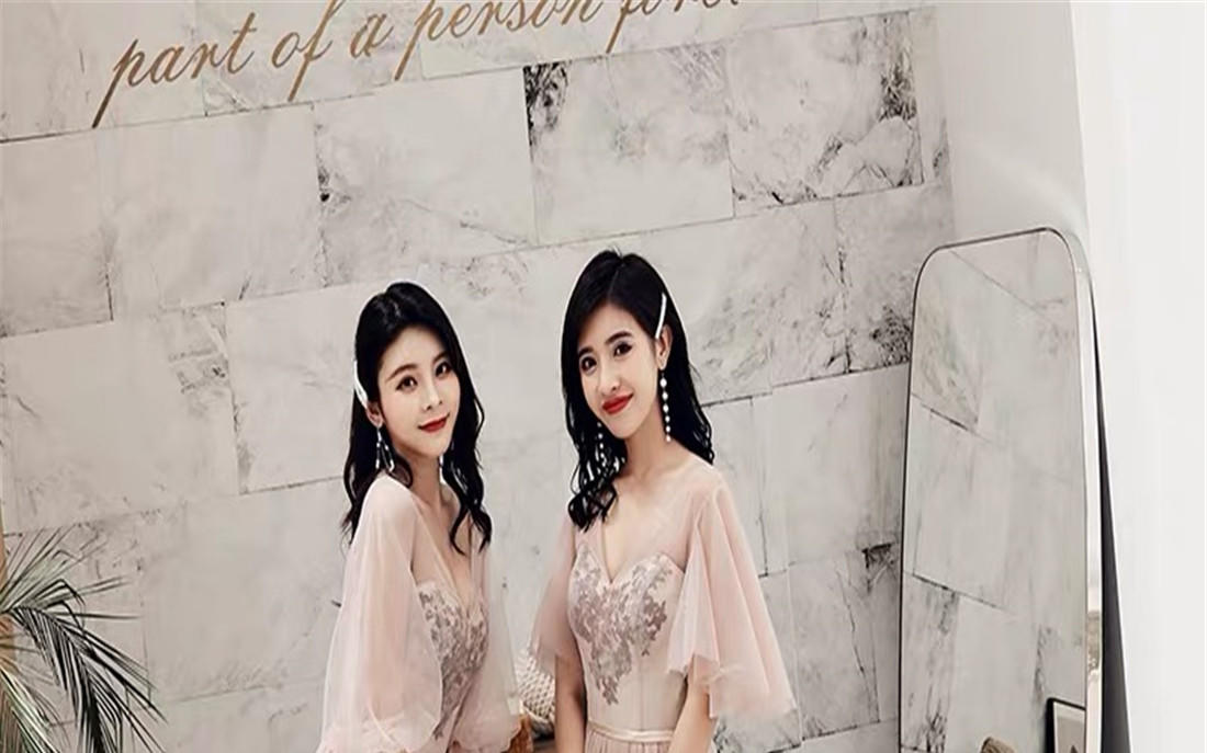 伴娘服，伴郎服，各种产品各种