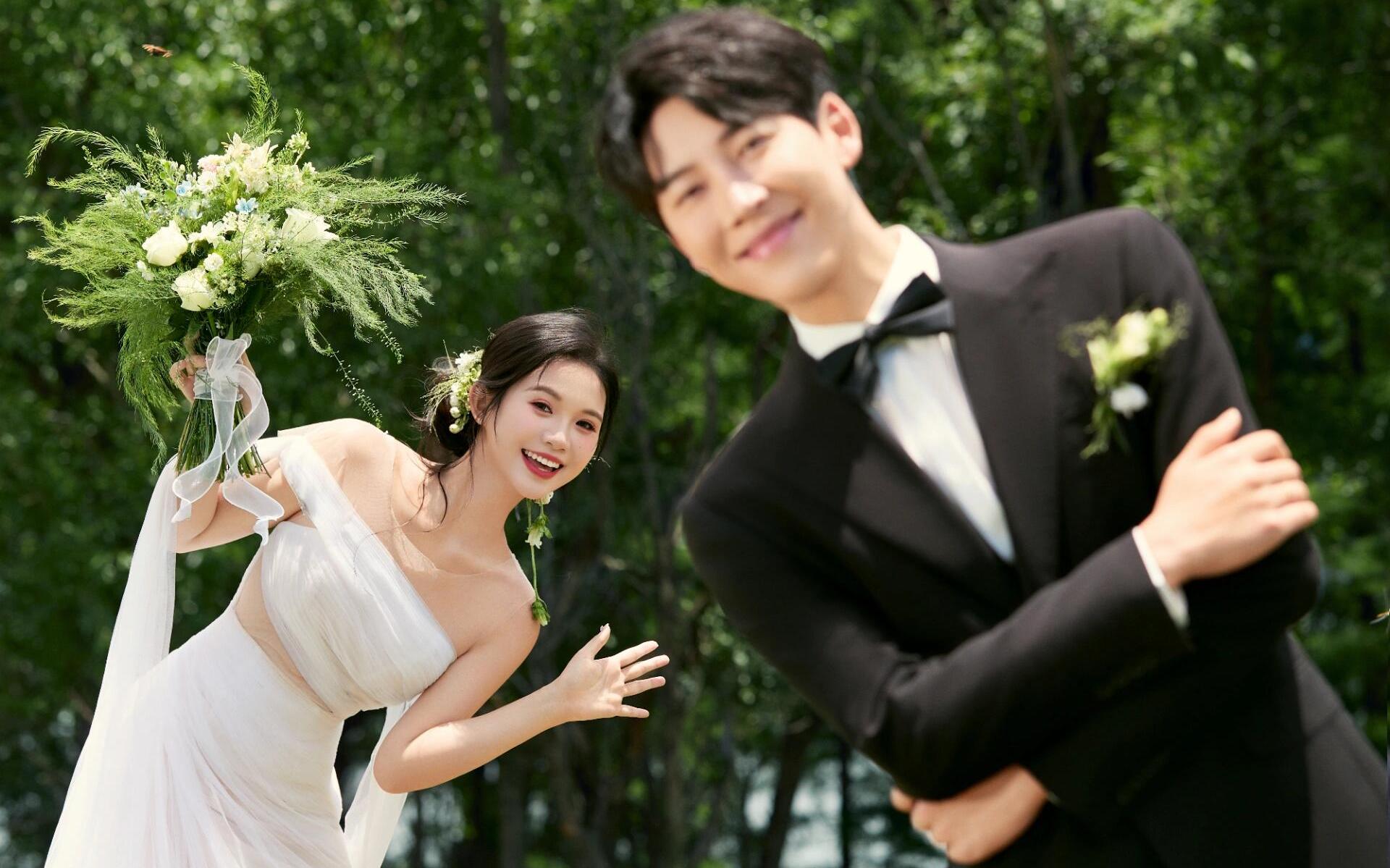 广安草坪婚纱照