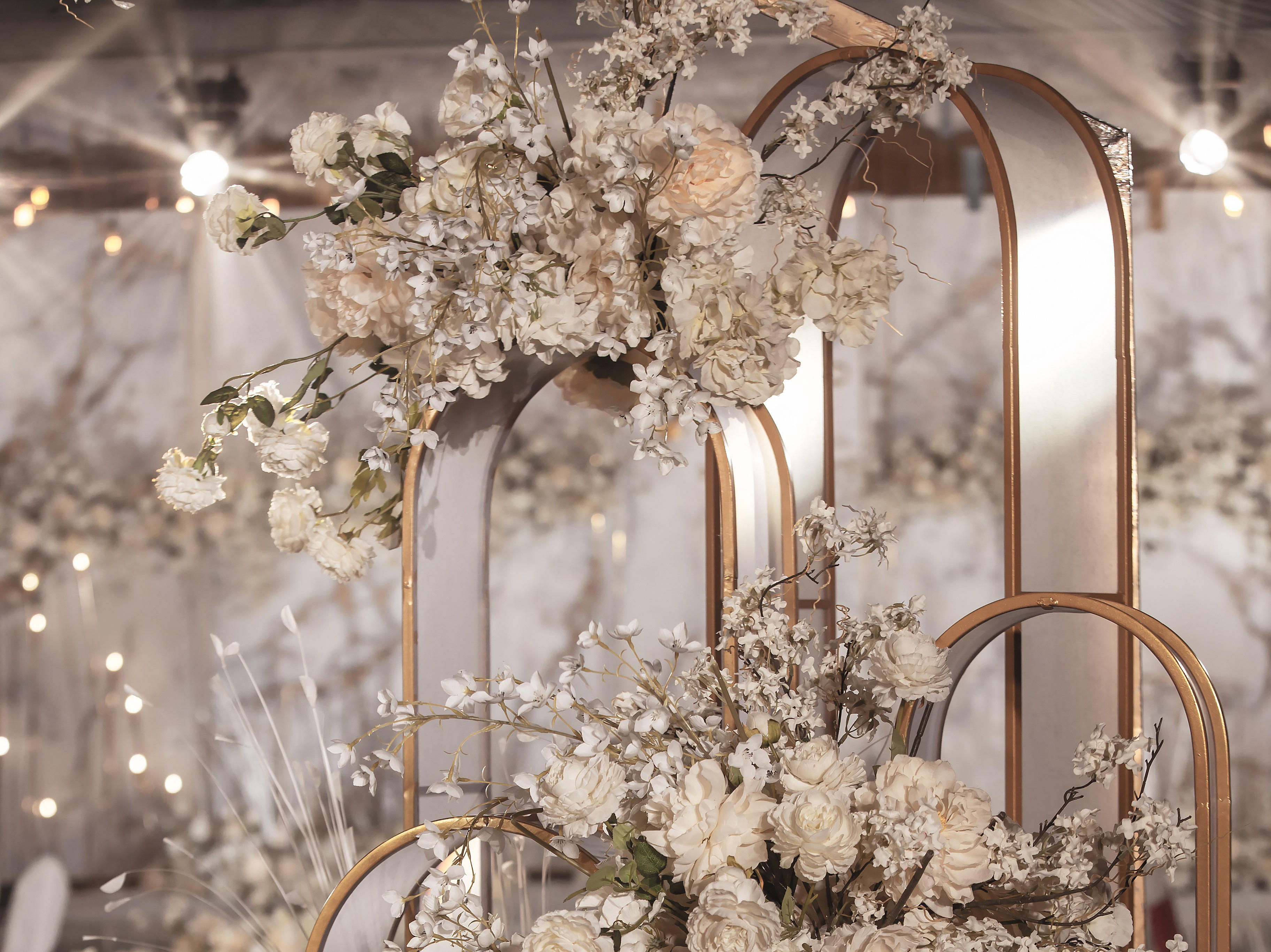 千百度『香槟色创意梦幻-温柔的梦』