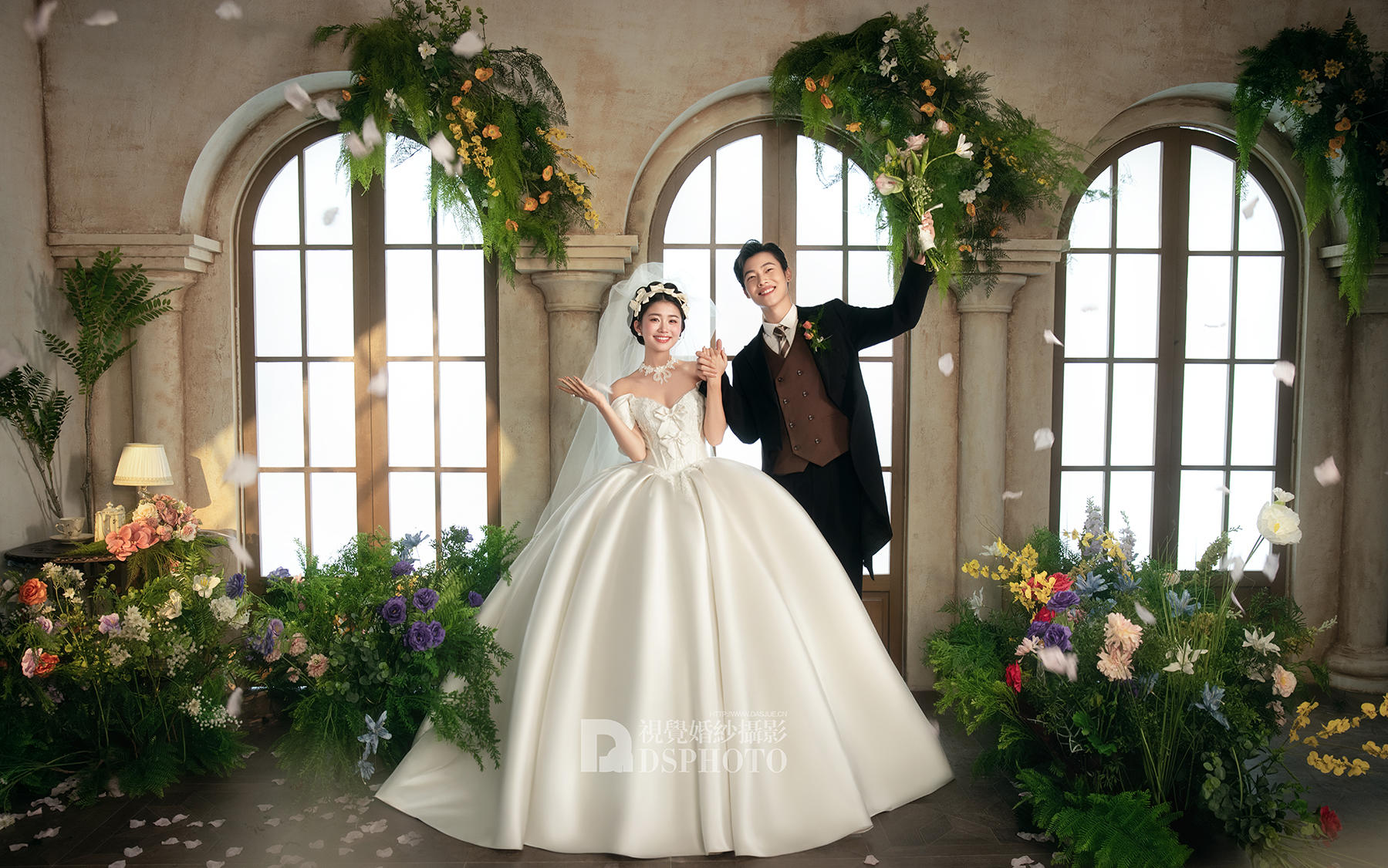 第一眼就心動(dòng)的古堡花房！復(fù)古婚紗照原地封神！??