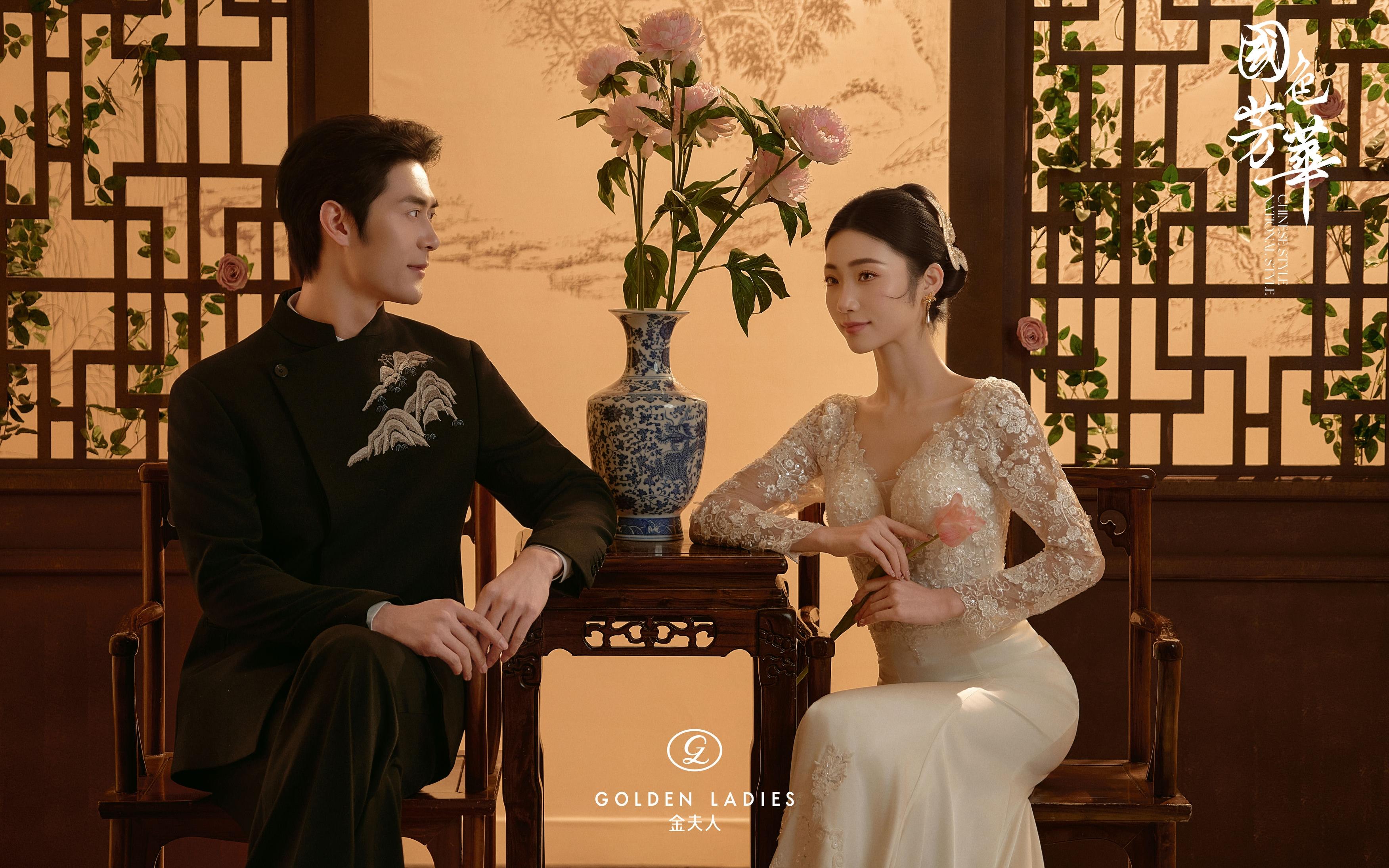 中式美學(xué)天花板??被蕾絲魚(yú)尾婚紗反復(fù)驚艷?