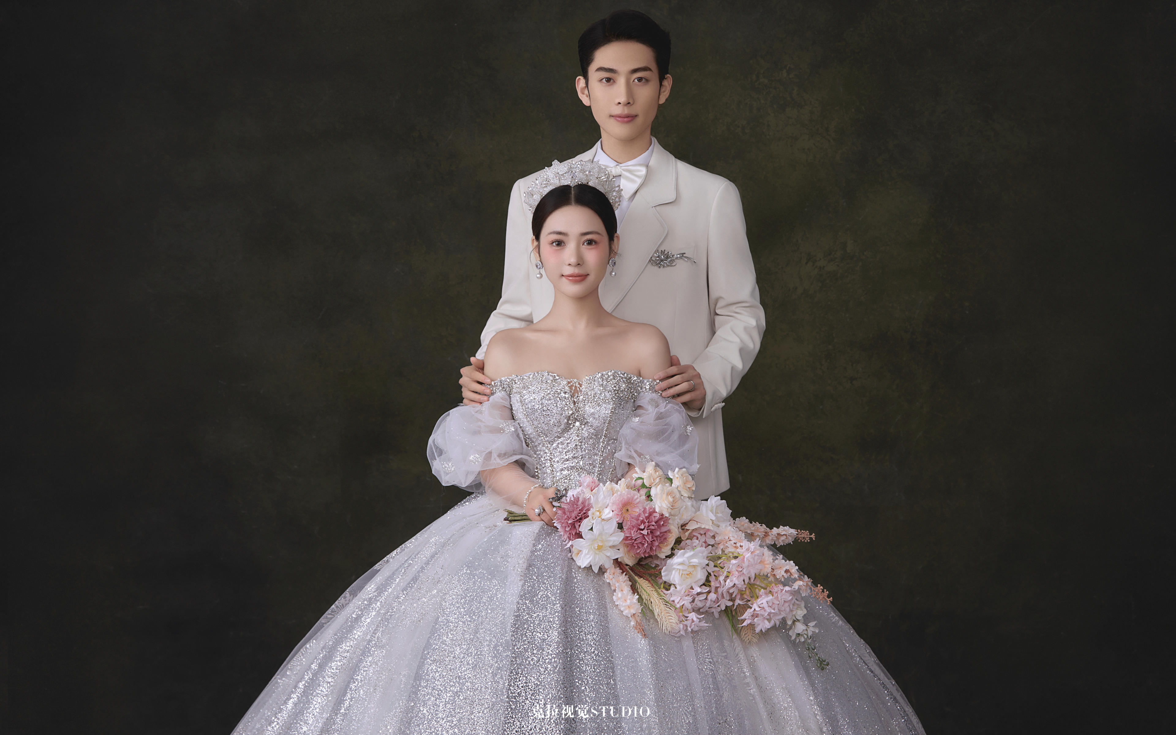 新片look‼️我的法式复古婚纱照被夸爆啦