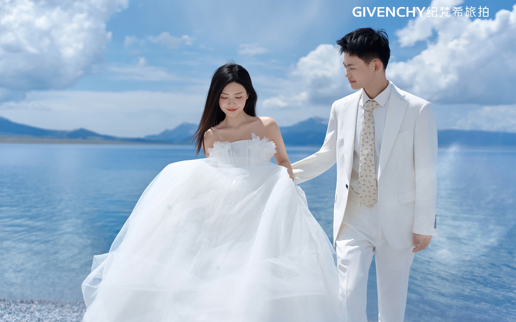 新疆婚纱照客片 | 空气中满是阳光和海水的味道