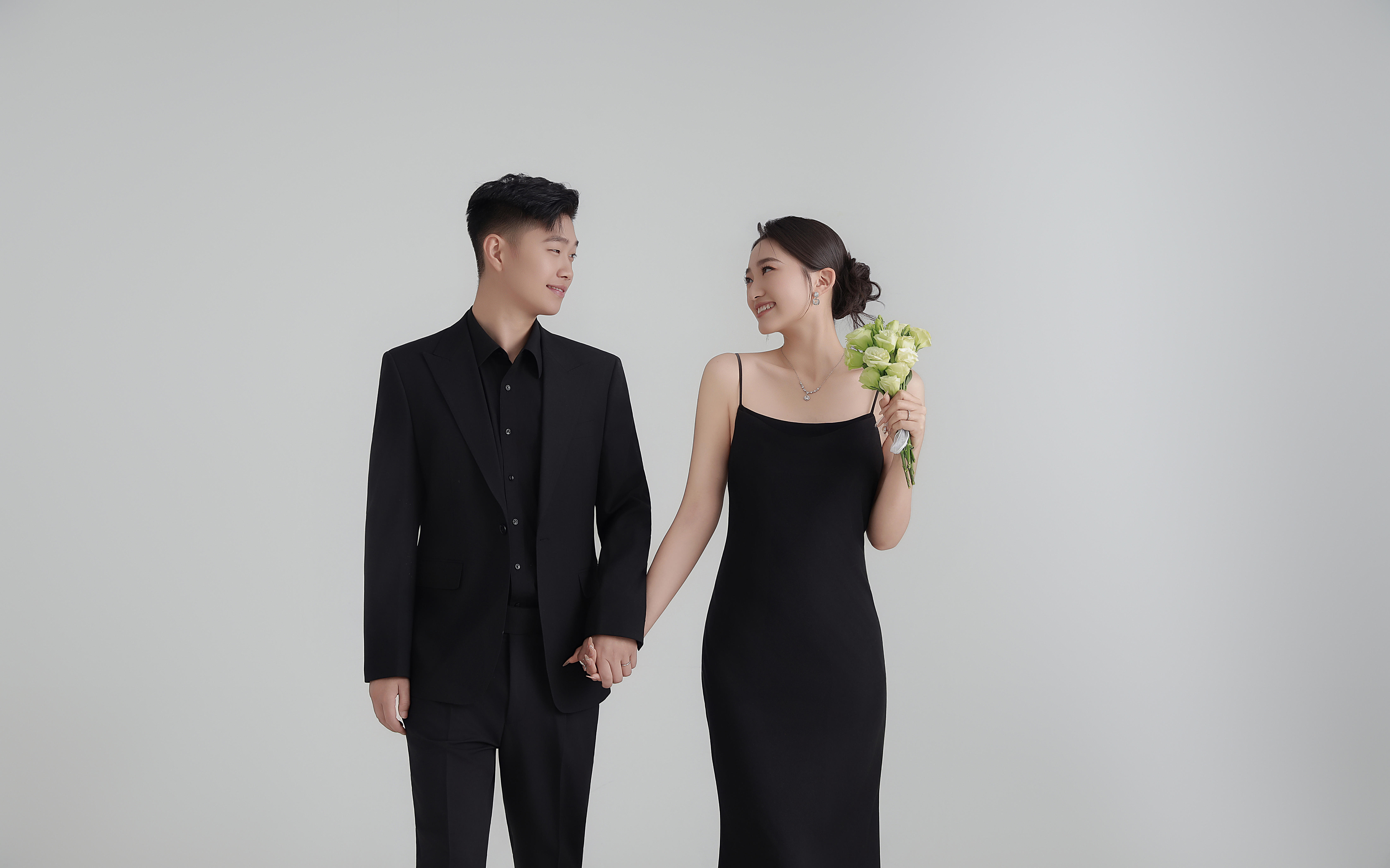 当爱情遇上黑调婚纱 | 邂逅专属浪漫