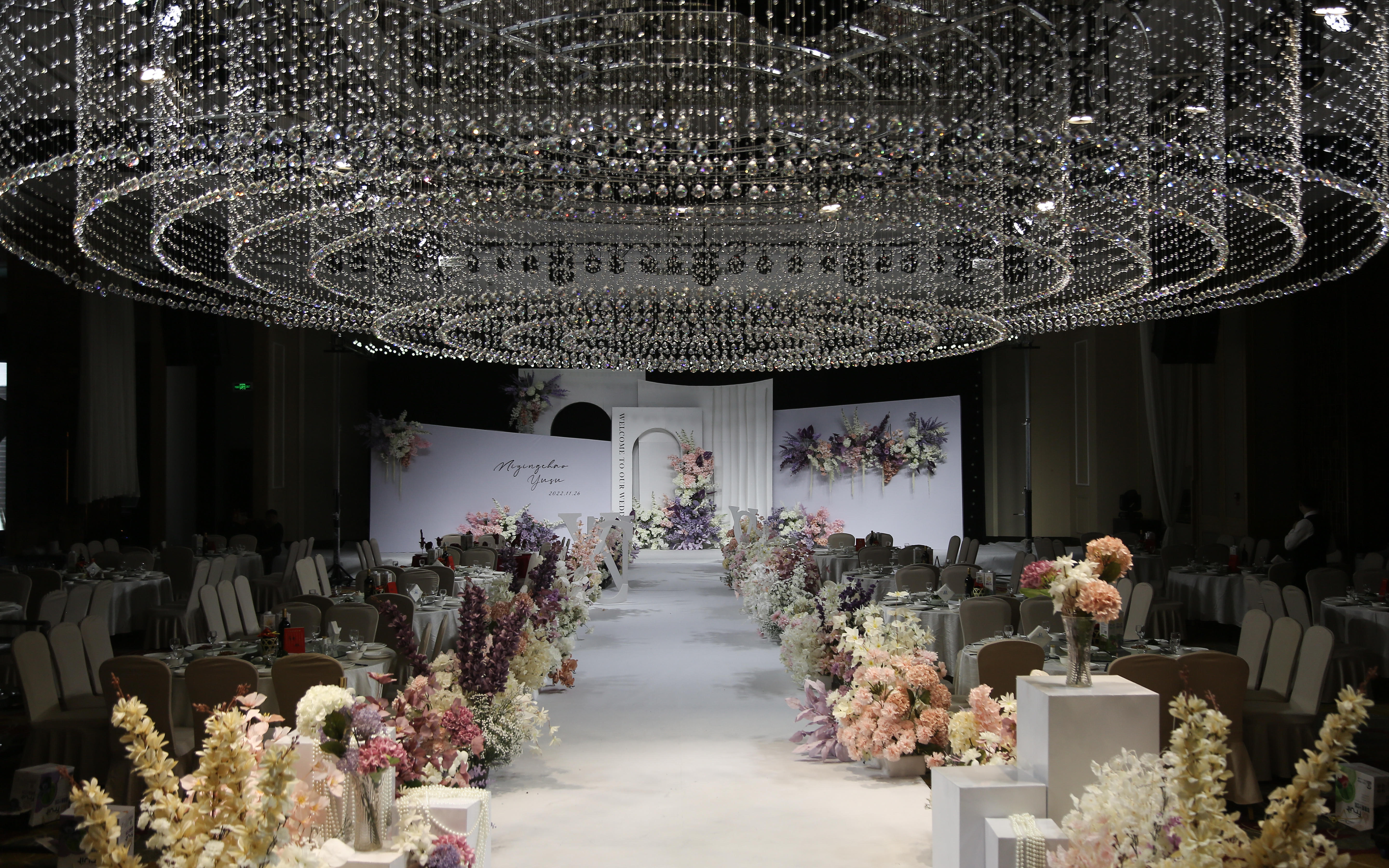 白紫色夢(mèng)幻水晶婚禮