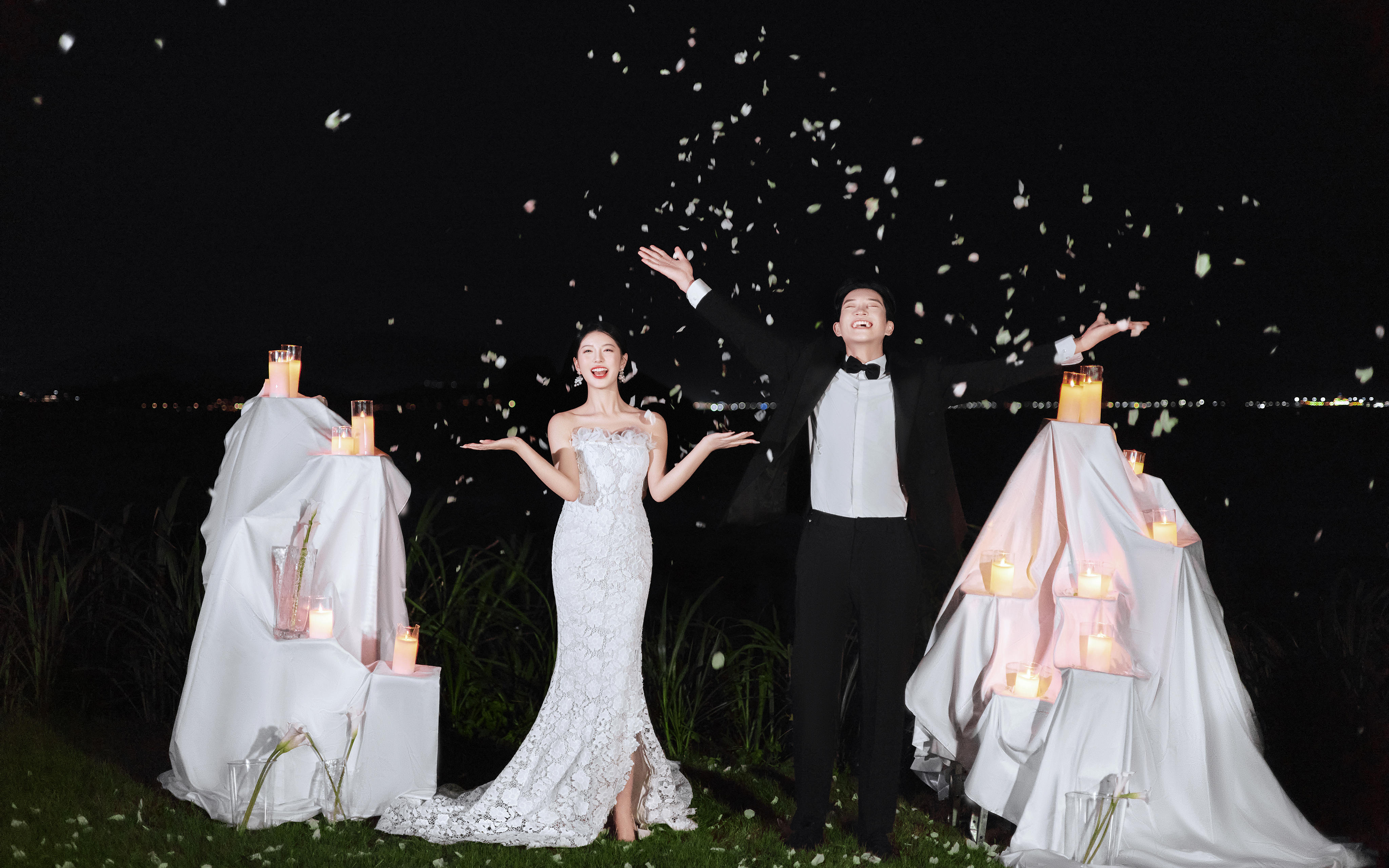 小東海夜宴｜我們把婚紗照拍成深海星光
