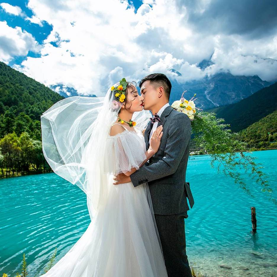 维多利亚全球旅拍 7999丽江站现5999