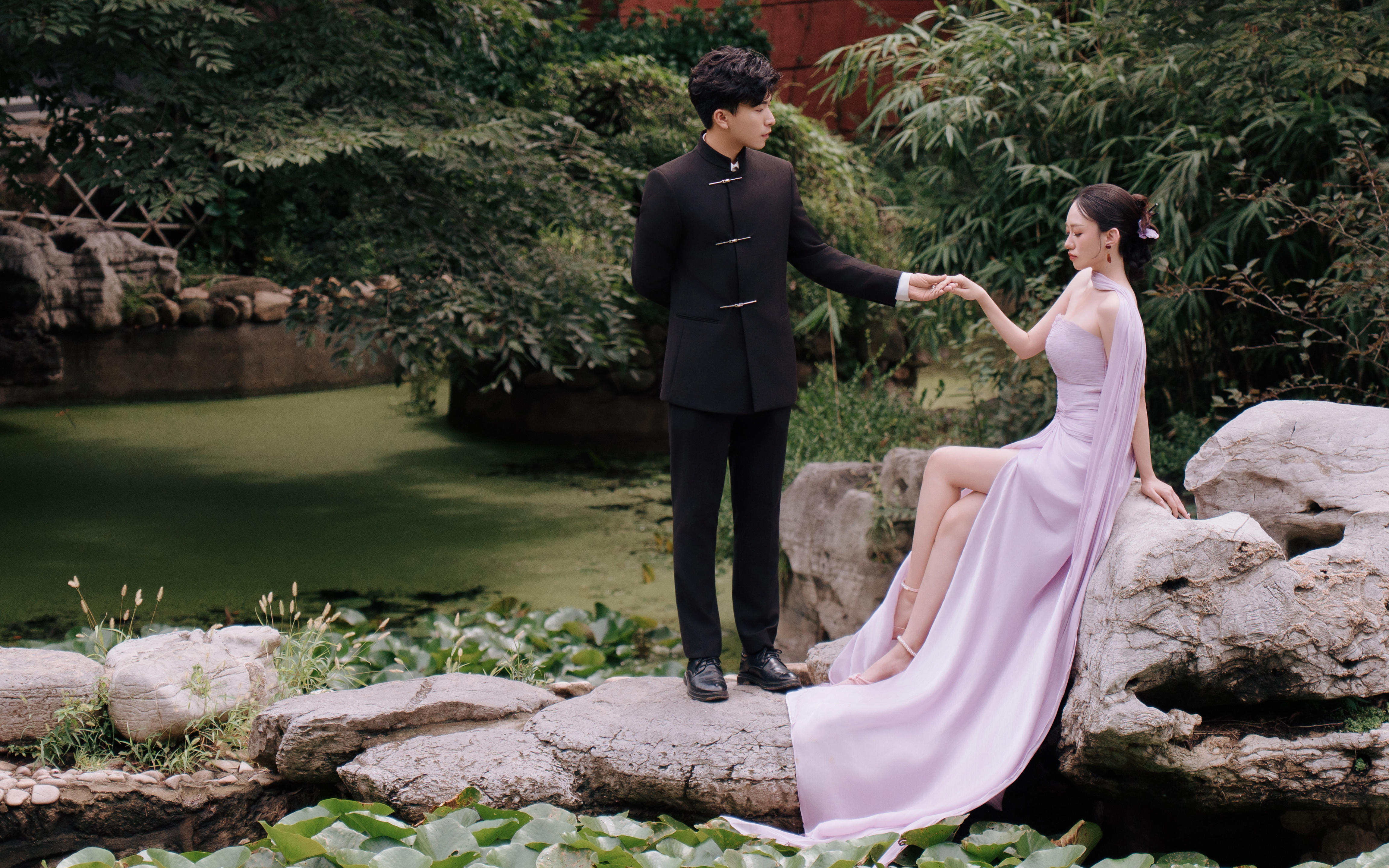 刘倩倩夫妇/百花苑新中式
