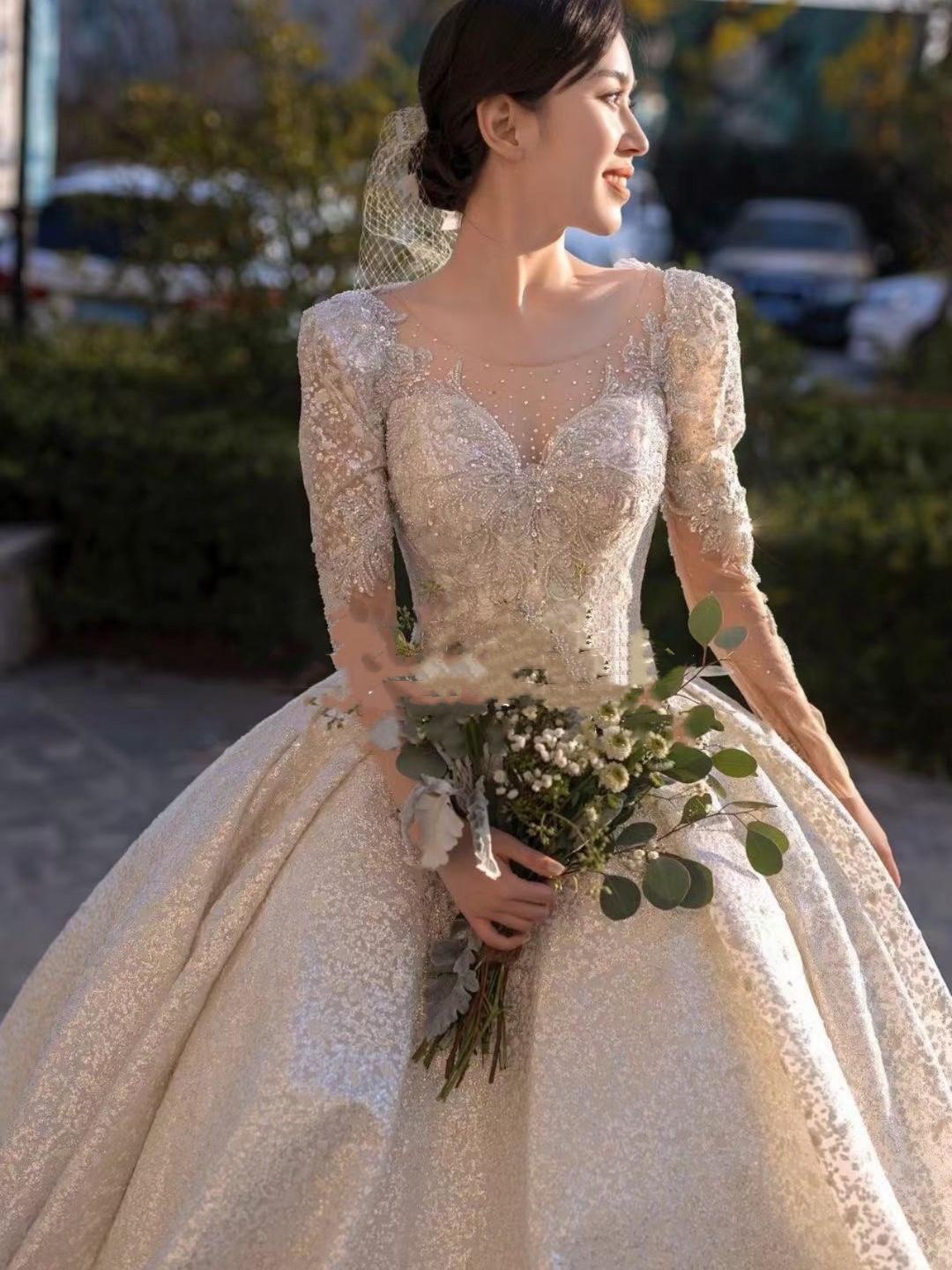 【999小预算家宴必选】婚纱+敬酒+伴娘服6件套