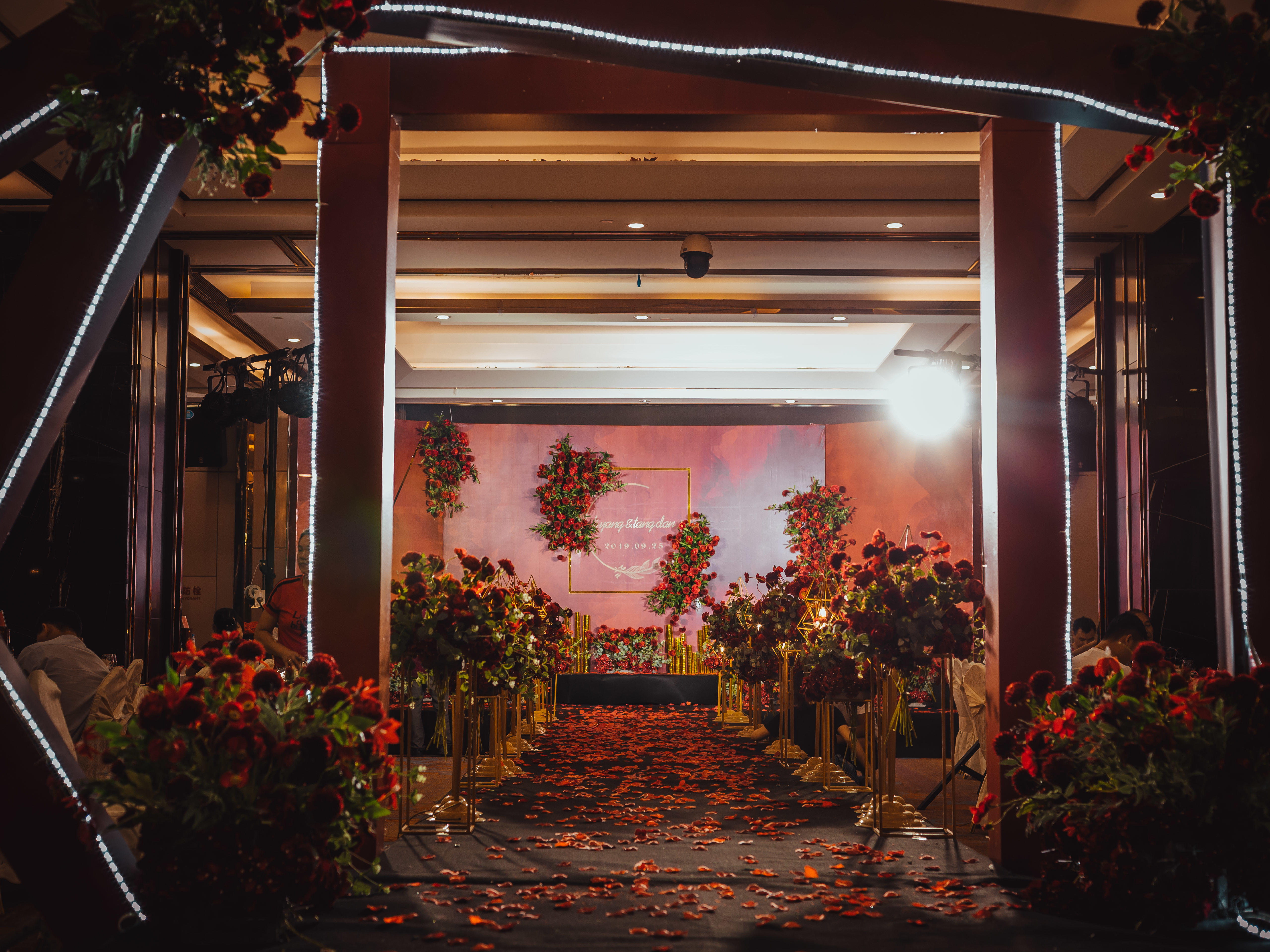 【个性定制，限时特价】现代复古红黑风格婚礼婚庆