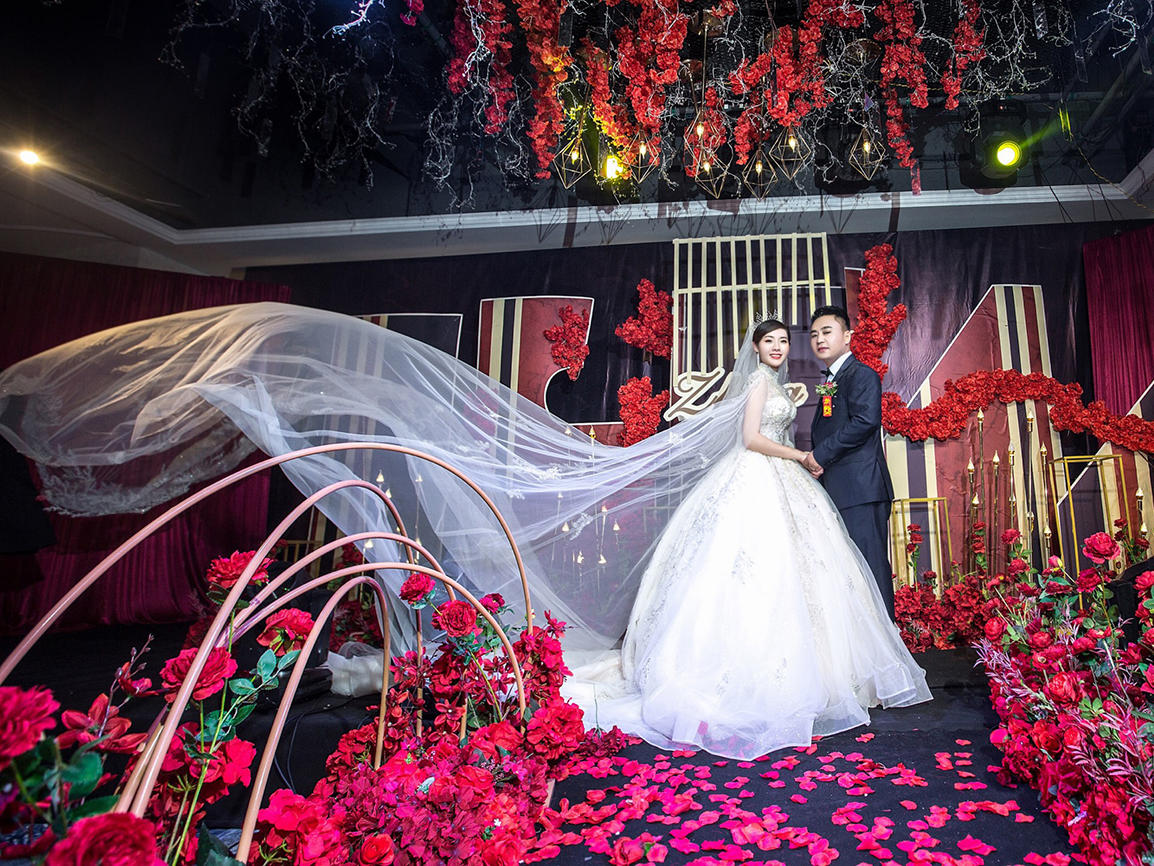 【唯你定制】奢华超值三件套租赁套加伴娘伴郎服免租