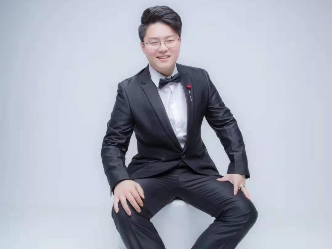 汪帅（量身打造每场婚礼 用故事情节享受仪式）