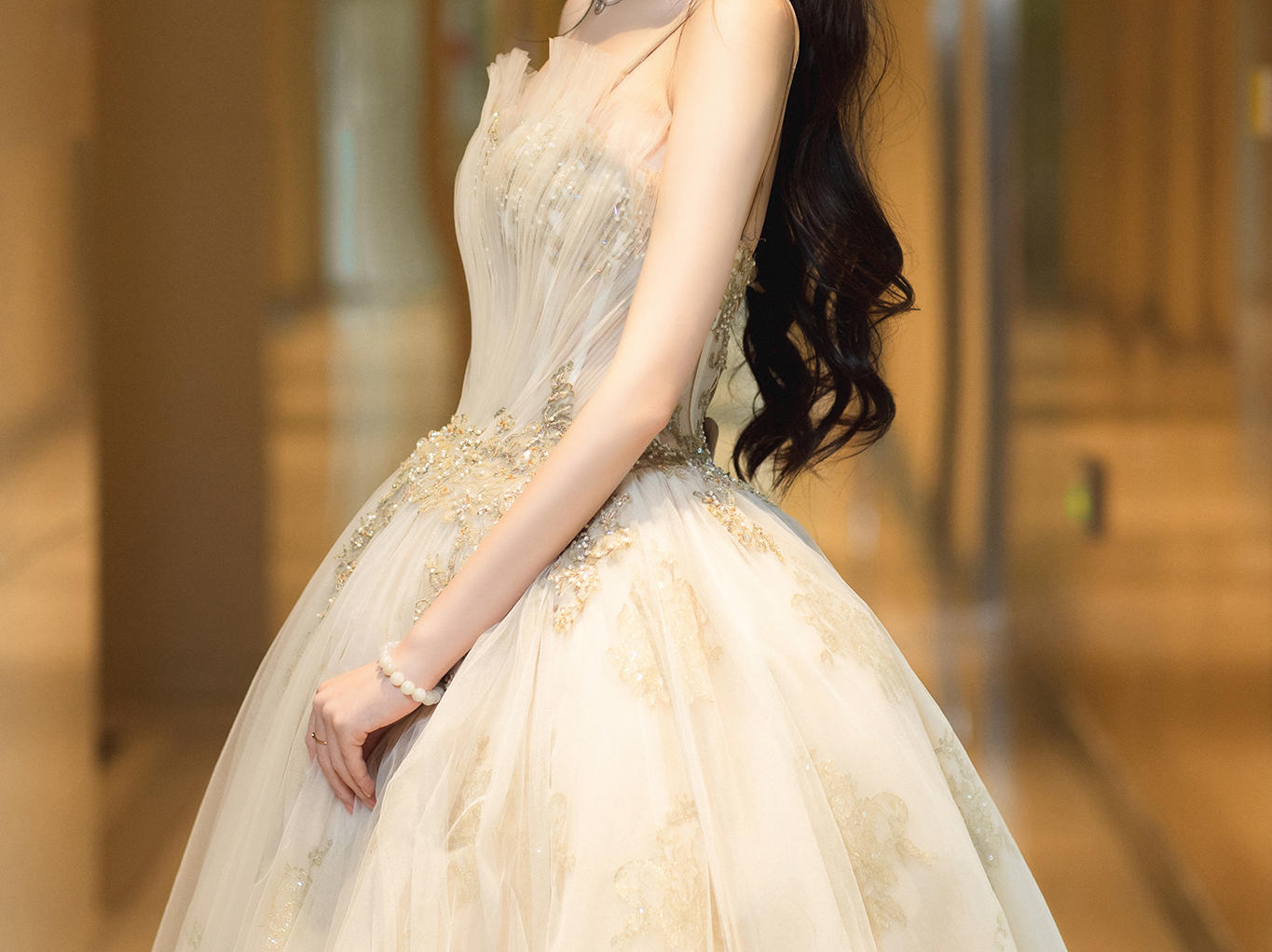 雅氏嫁衣 经典小贝壳   