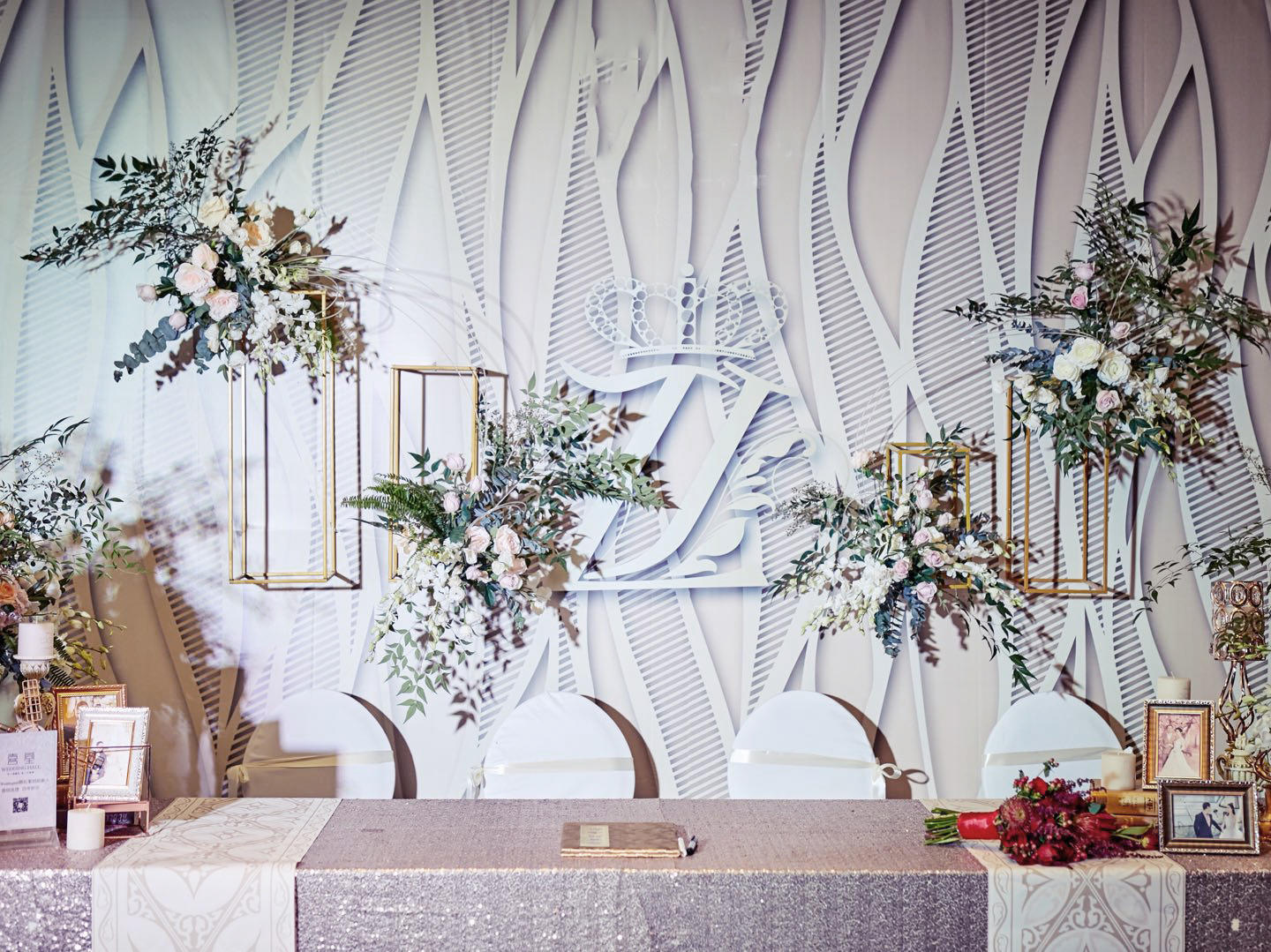 伊甸园高端婚礼明星套系：极光之恋