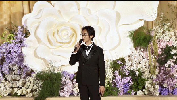 千人现场带入轻松的氛围