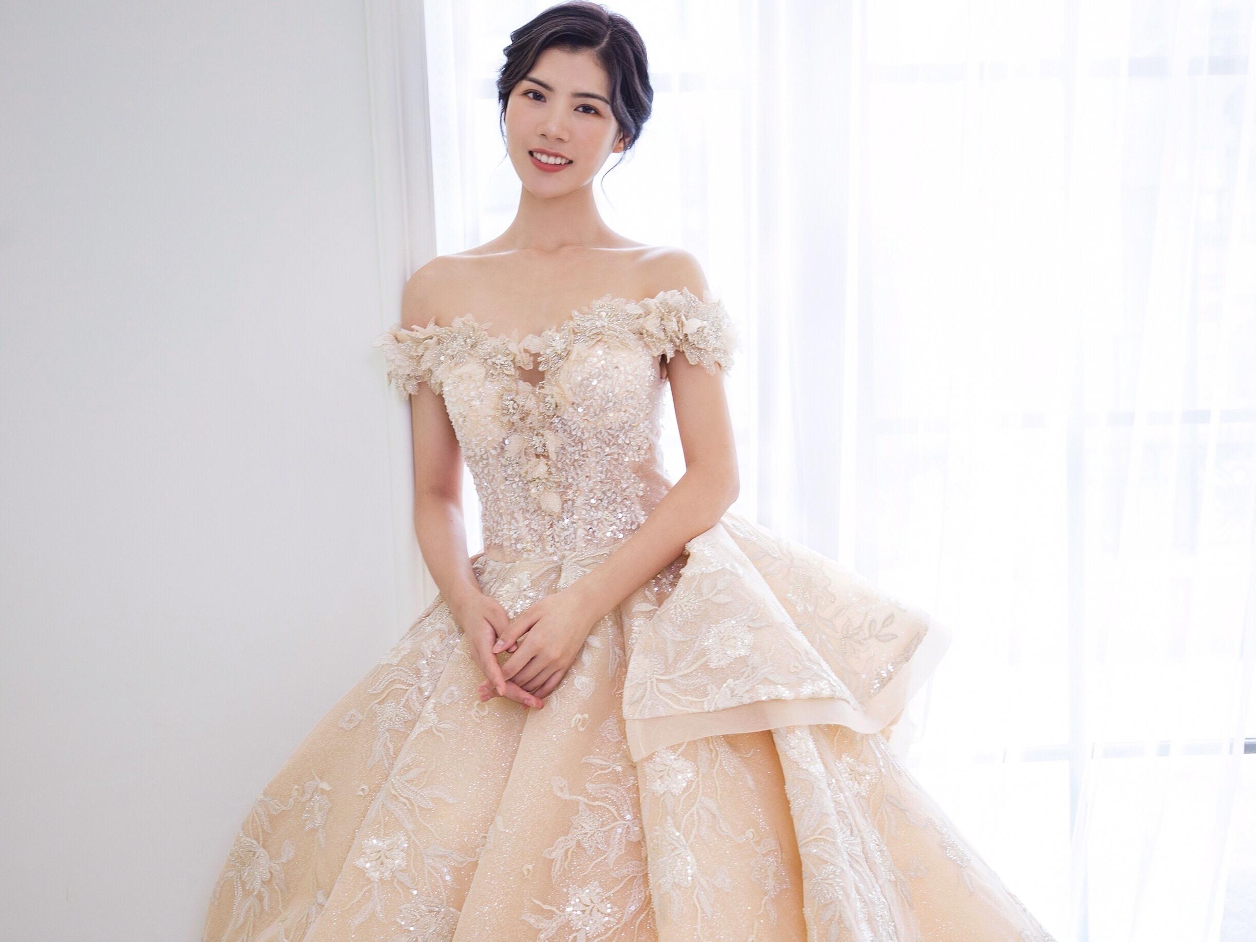 WILL高定婚纱 设计师款租赁套餐