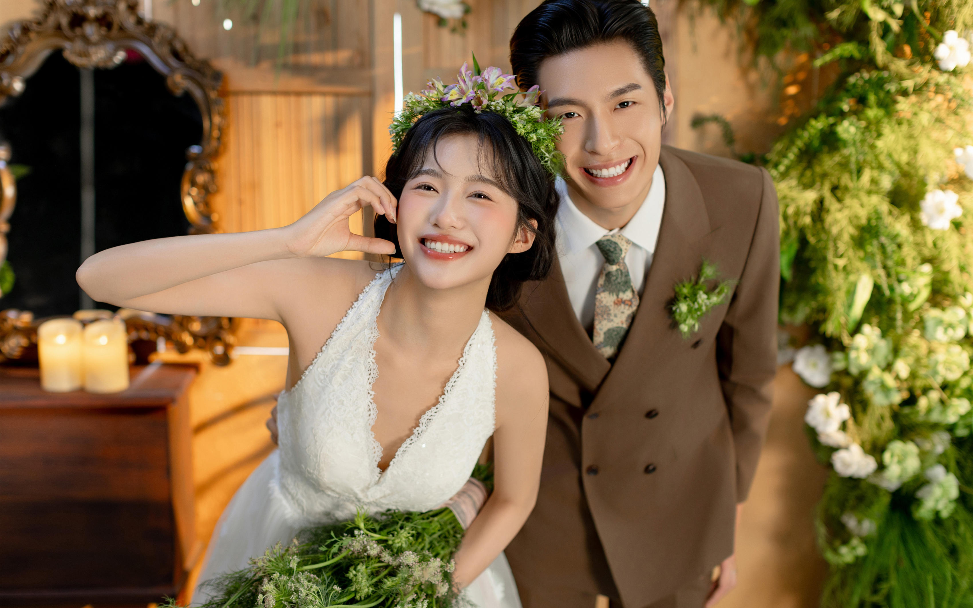 花藤繞著誓言，用花房光景存住初戀般的甜蜜