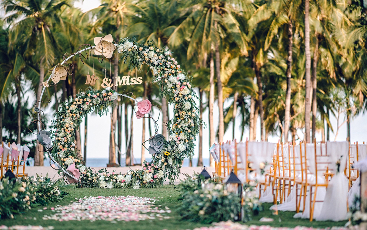 三亞熱帶森林海濱草坪婚禮