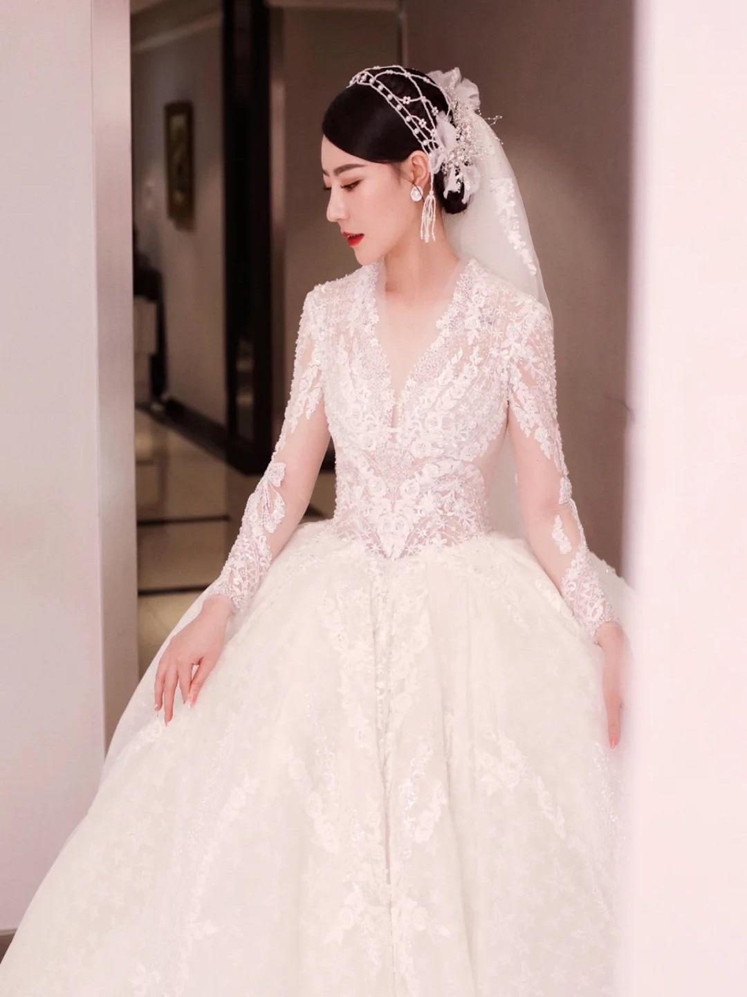 【YOUMI 活动来袭】新娘必看 拖尾主场 