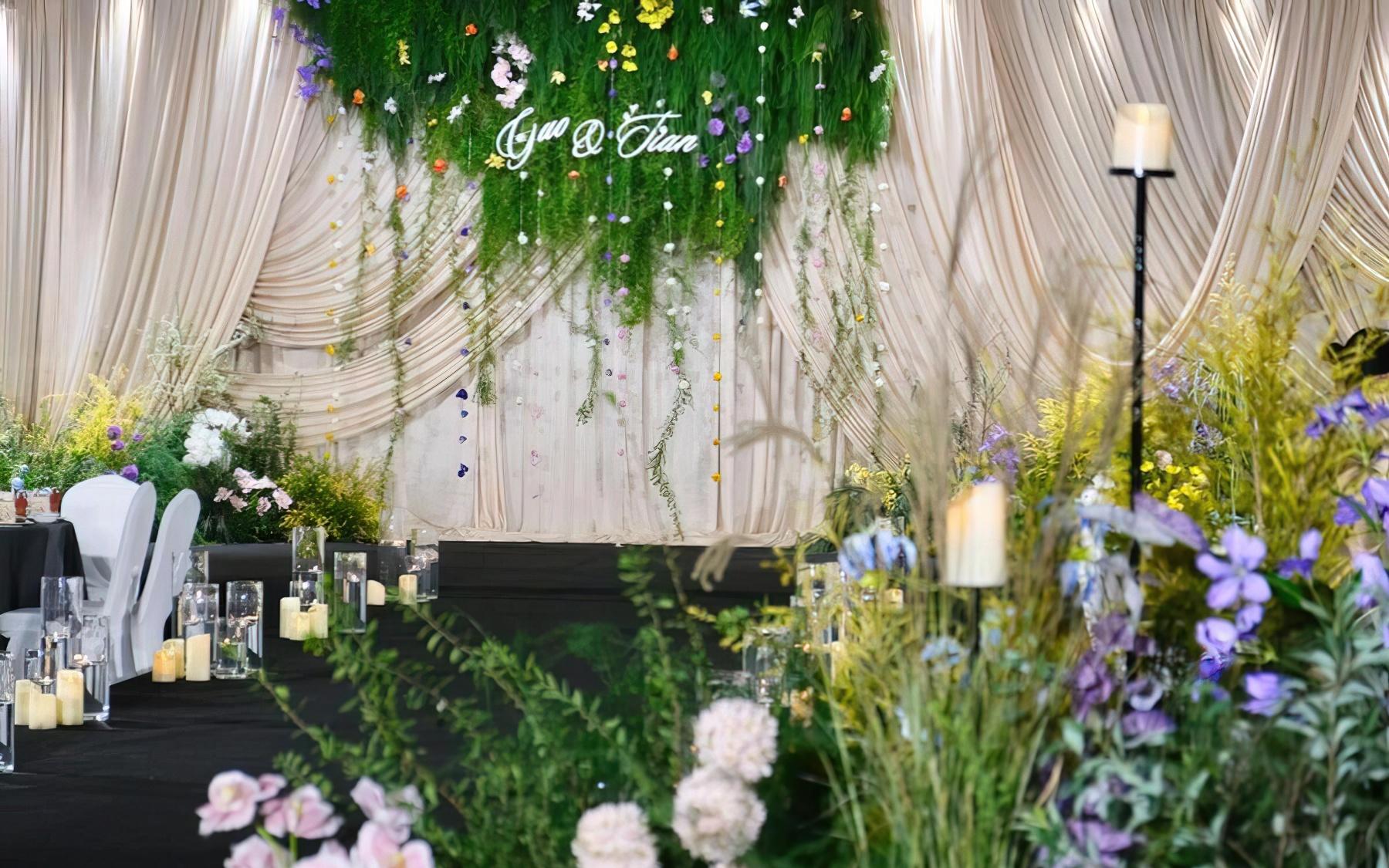 绿意流淌的浪漫婚礼