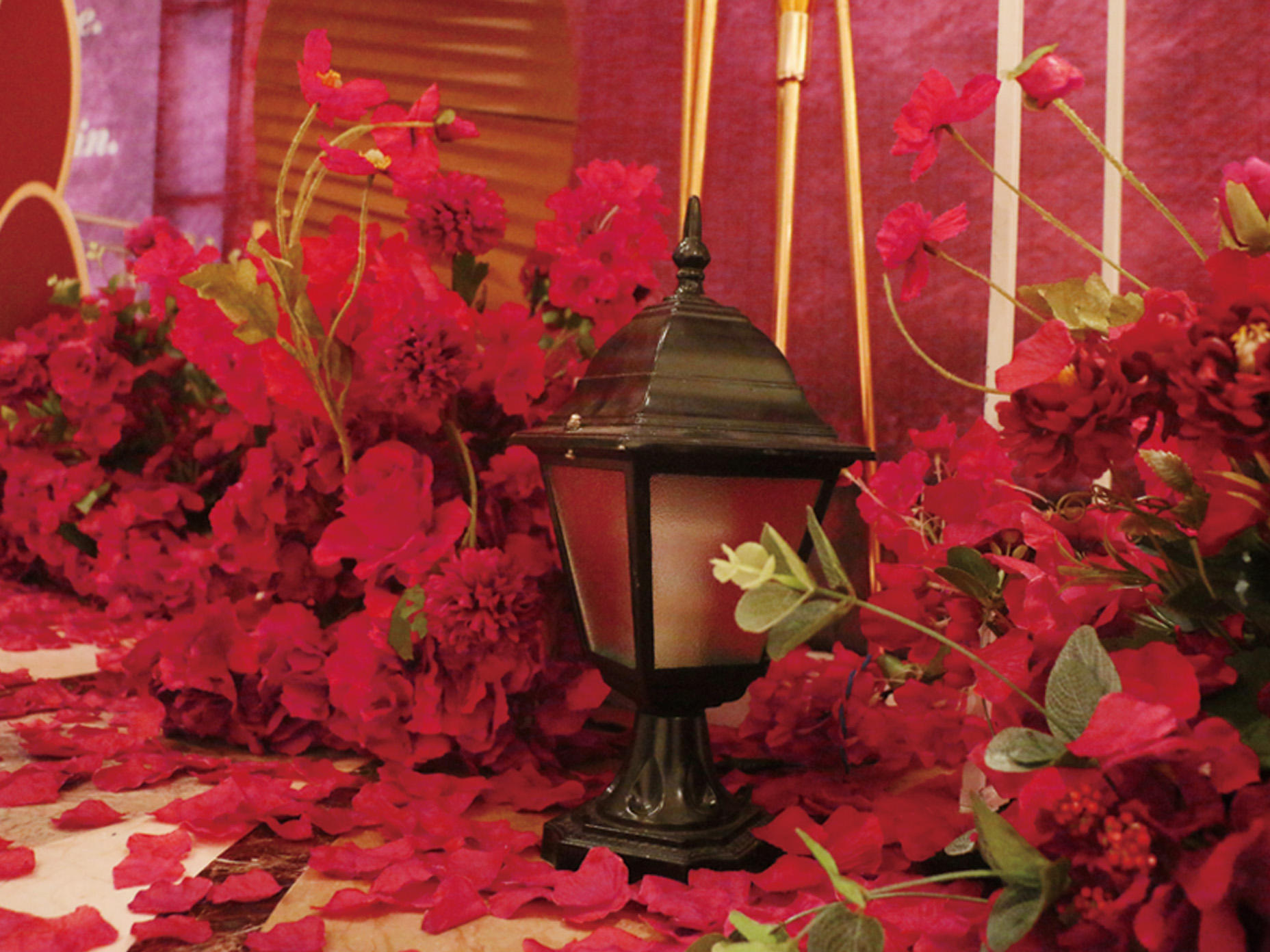 复古纹红色喜庆婚礼     红加金婚礼