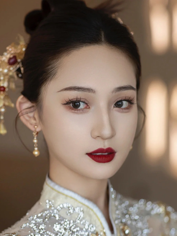 【人气套餐】全程新娘首席化妆师跟妆＋送妈