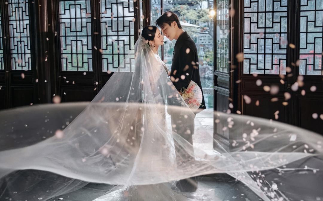 这套新中式婚纱照被问爆了‼️宿命感拉满