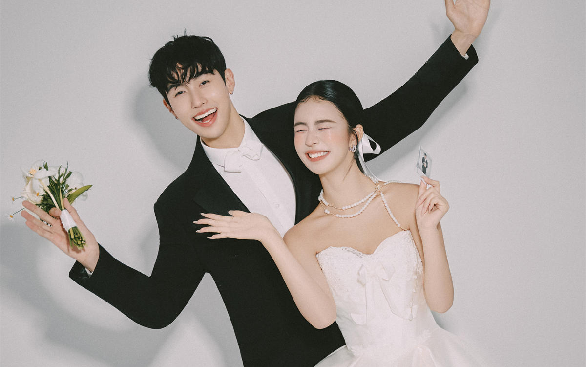 【D视觉摄影】韩式简约婚纱照，把爱情的甜都定格
