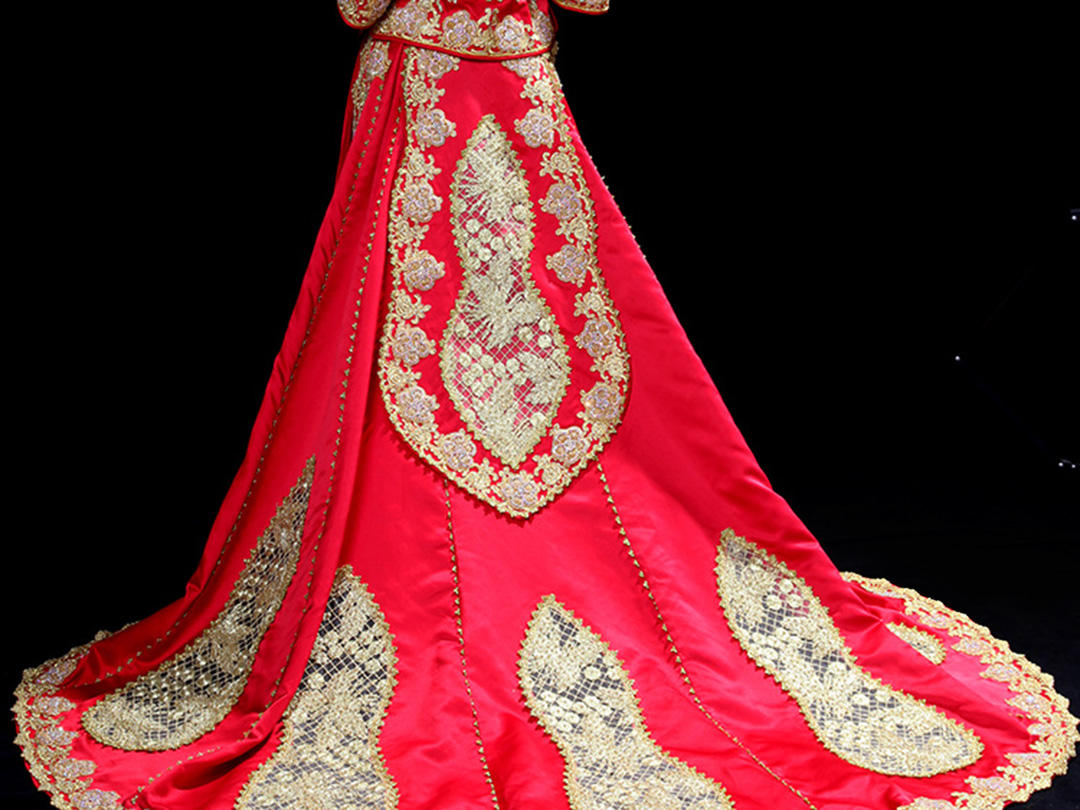 热推2019嫁日出门纱+主纱+敬酒服+跟妆套系