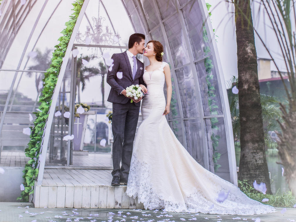雅园婚纱_陈慧琳婚纱门雅照(3)