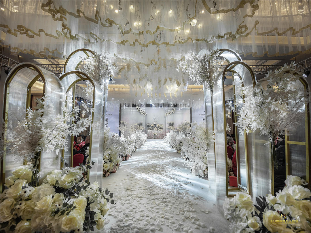 【等你】本季热款·简奢高逼格+一对一策划督导