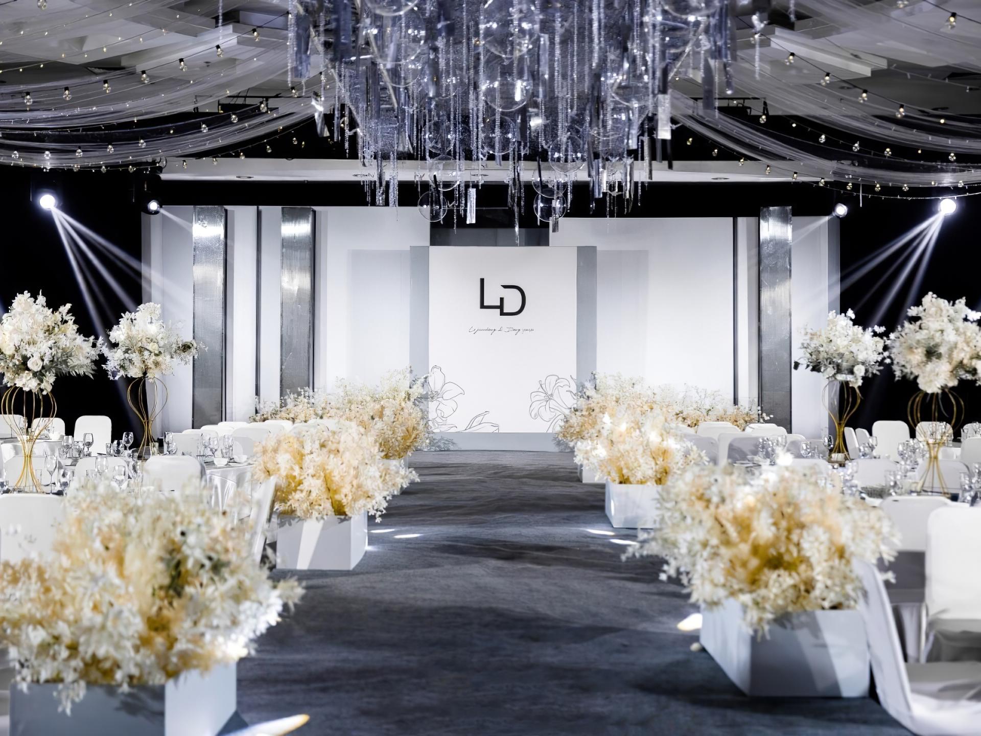 【拾光婚礼】—『个性定制』