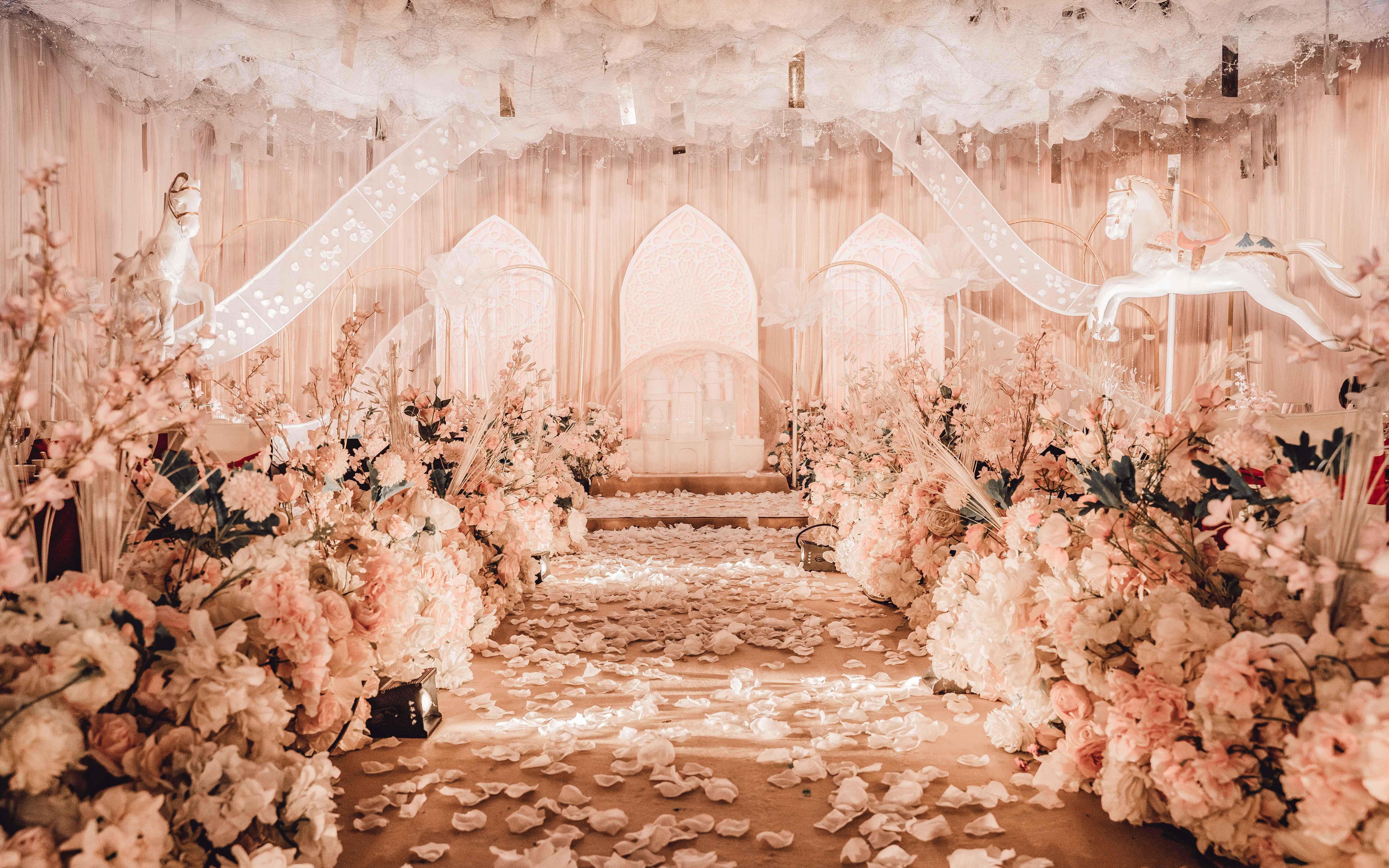 爱尔语典   粉白色唯美婚礼