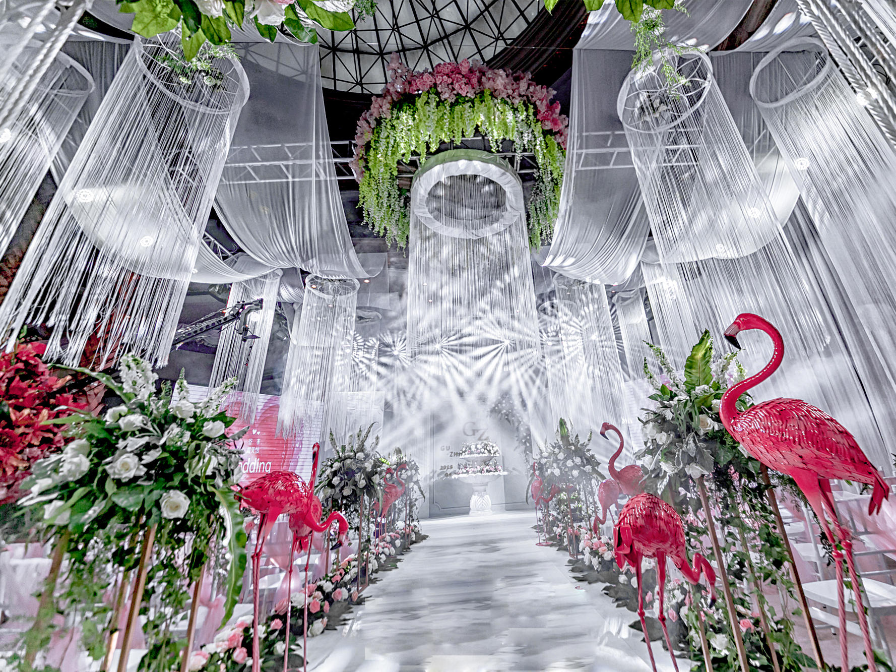 五环酒店清新唯美全鲜花会场