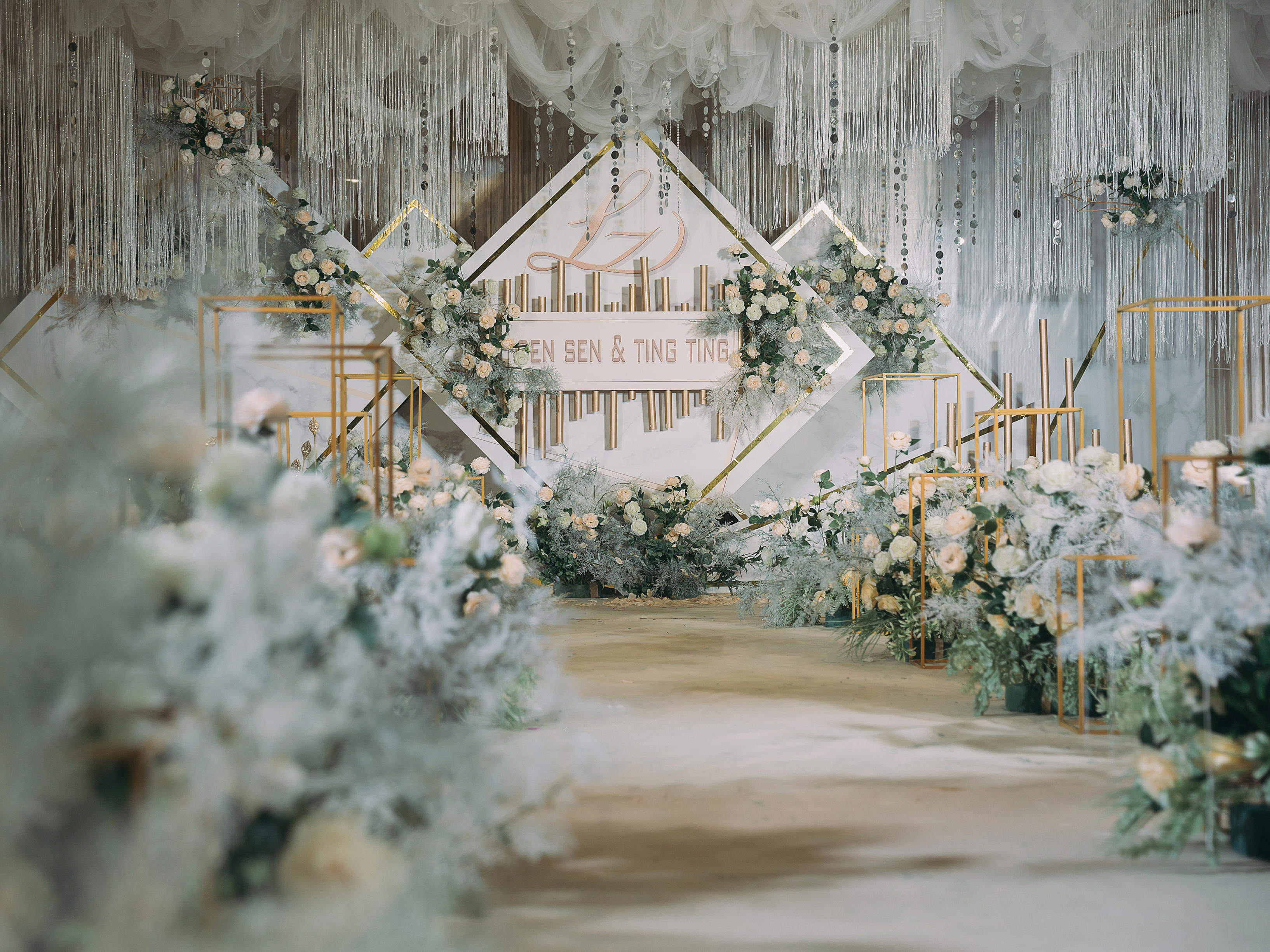 皇城铂嘉婚礼--时尚大理石纹造型