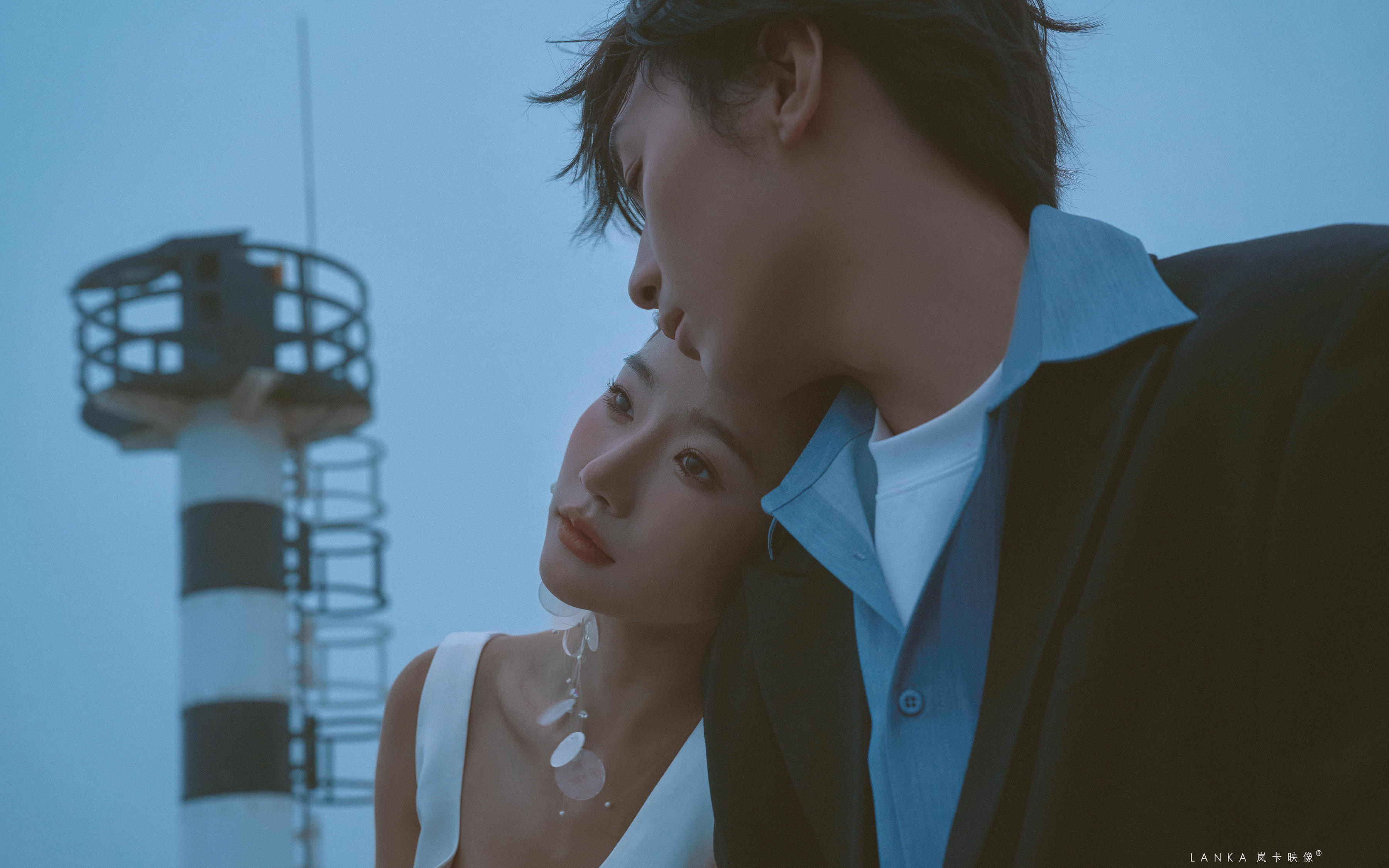  【岚卡映像】电影感灯塔婚纱照