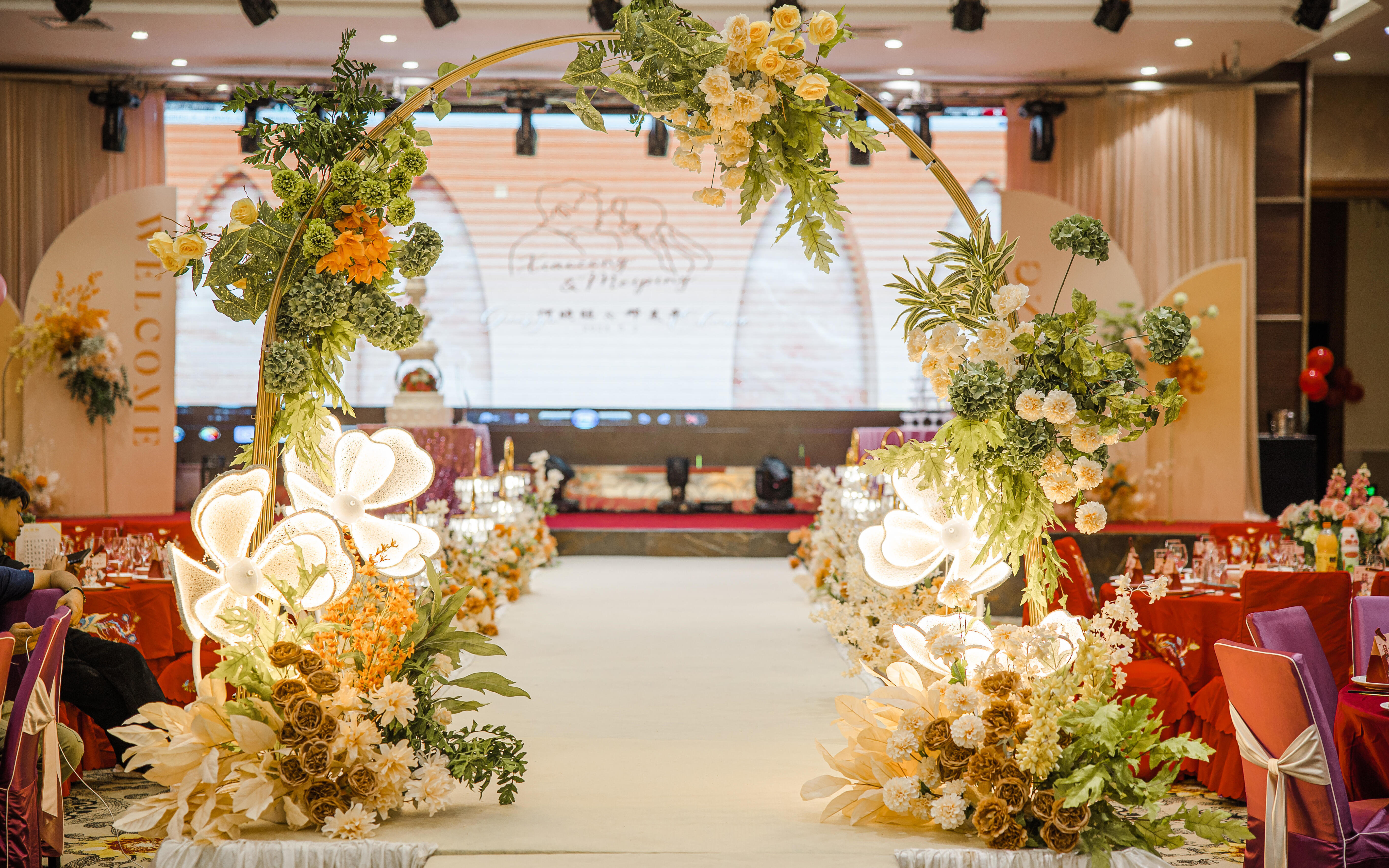 谁说没有橘子白月光的婚礼！ 是活力满满的婚礼现场