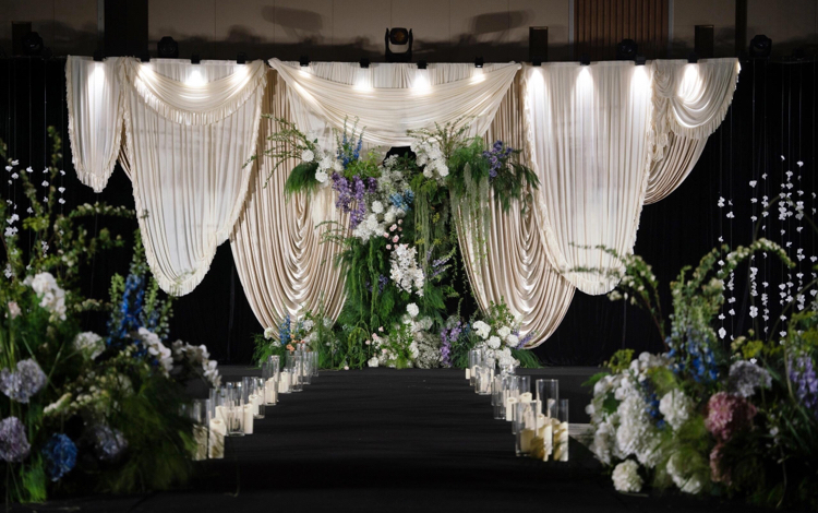 云墨嘉禮策劃｜香檳色布幔造型婚禮