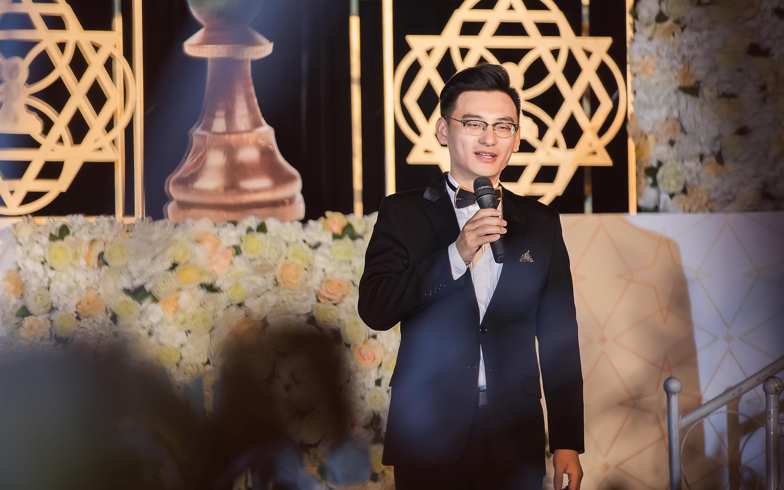 温暖大气定制台词+音乐助理+督导