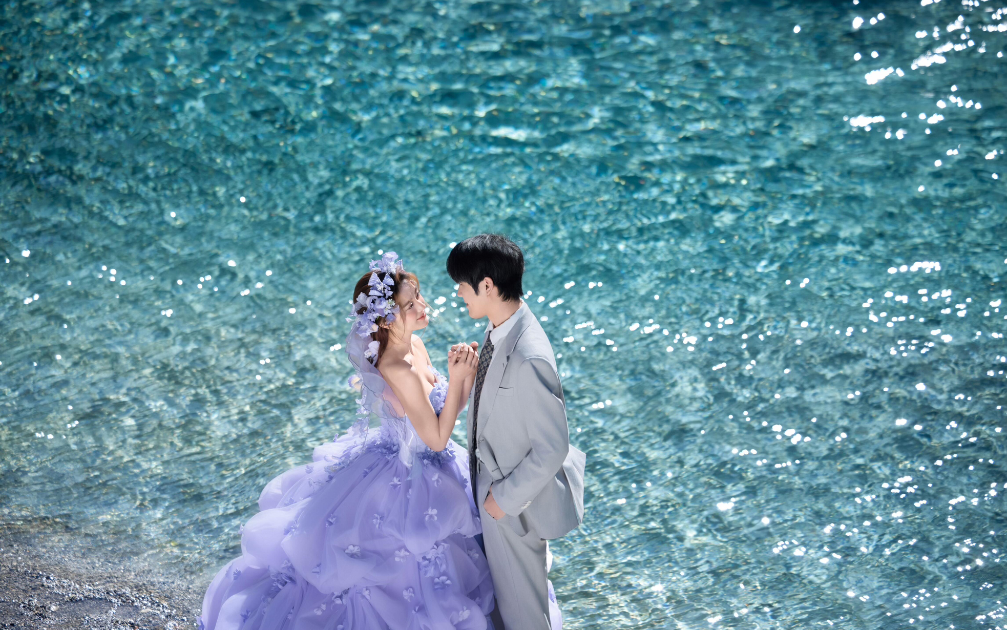 仙到离谱的蓝月谷婚纱照来啦