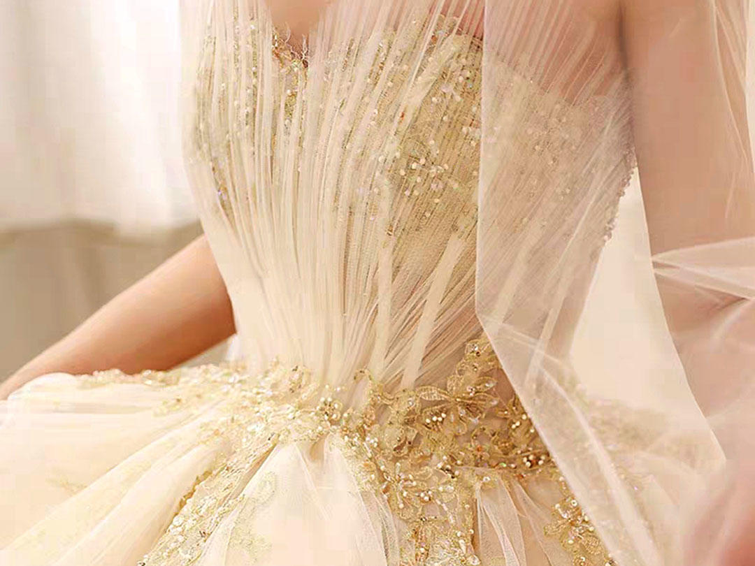 【限时特惠】总监级化妆师跟妆3造型唯美简约妆容