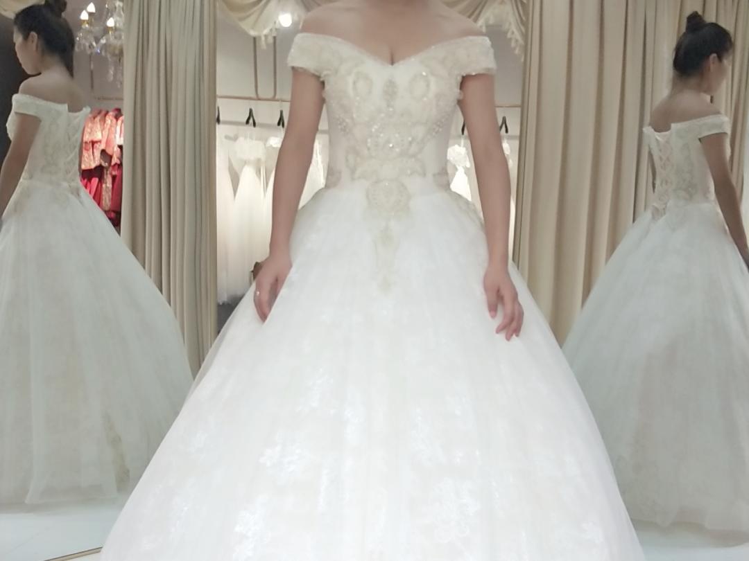 芳华       齐地出门   结婚化妆鲜花造型