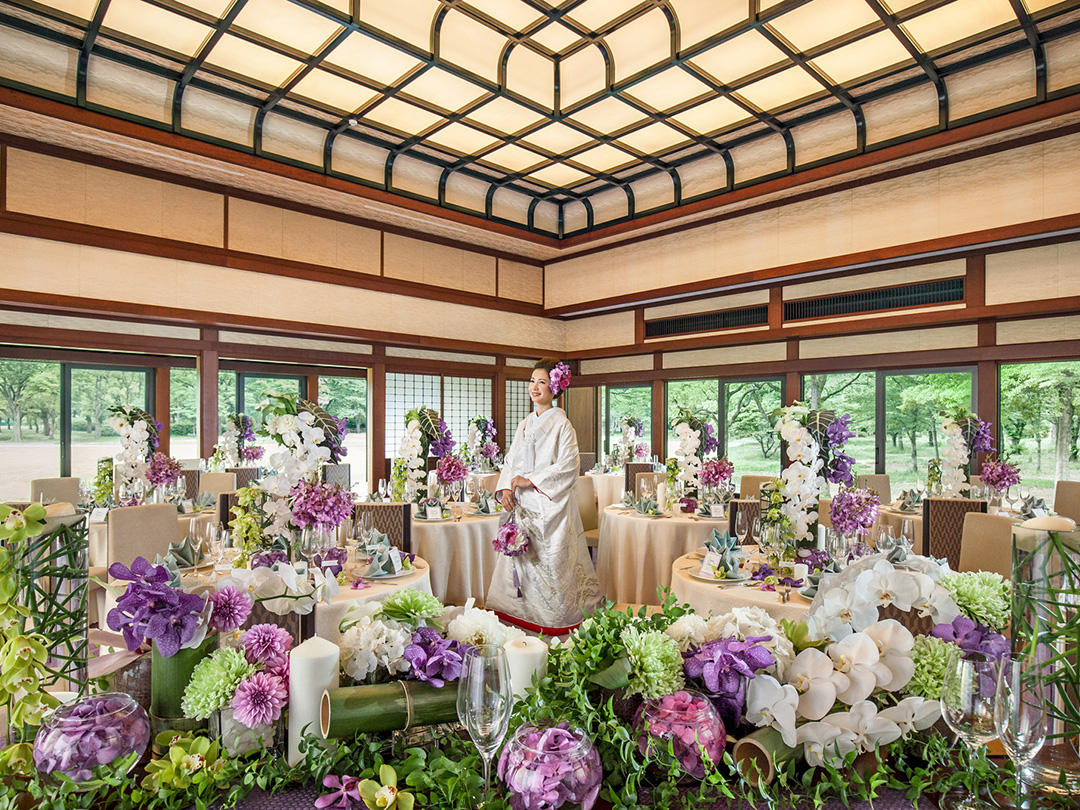 大阪-大阪城公园草坪婚礼-乐惟海外