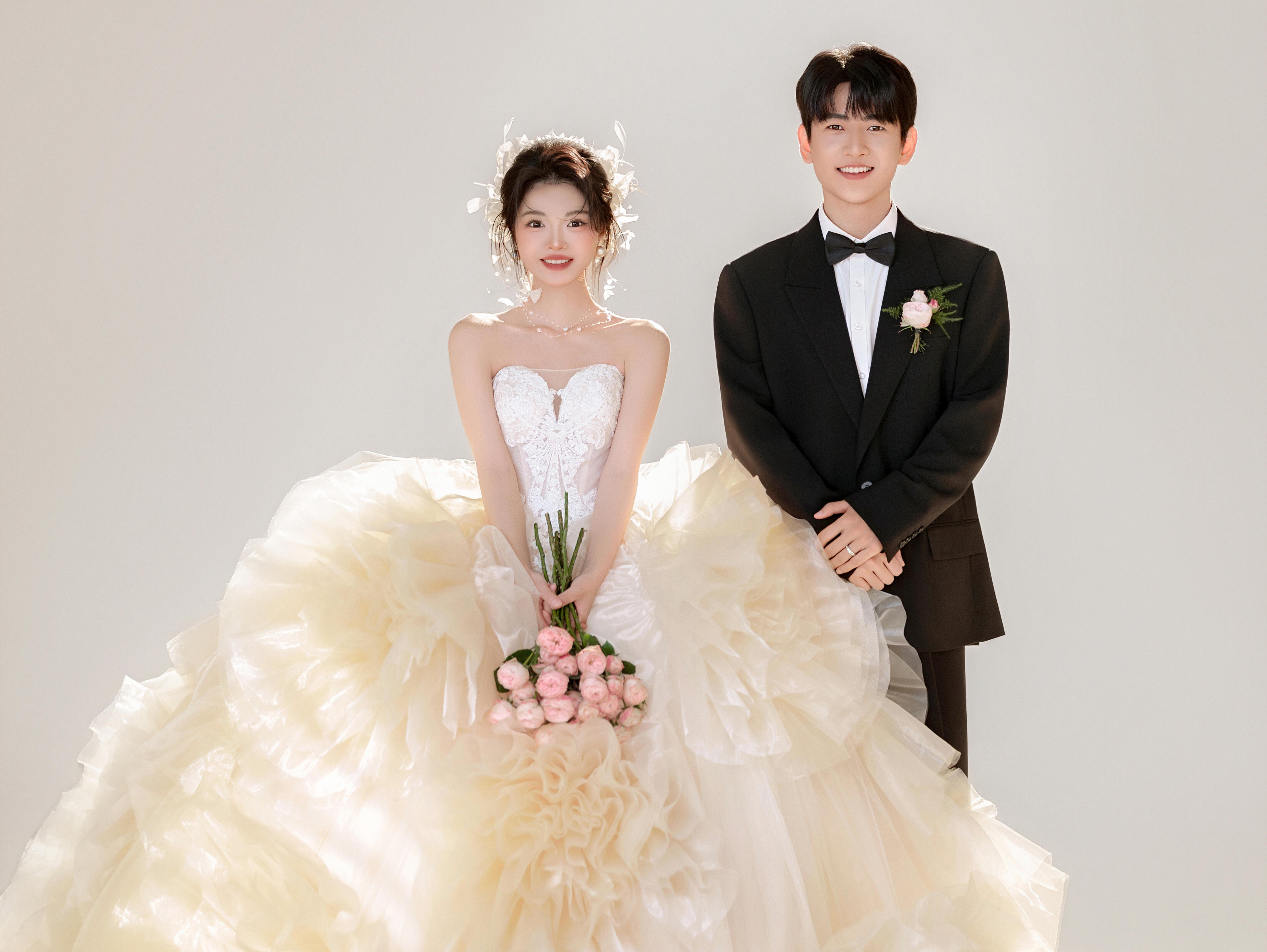 光影婚紗照是浪漫的具象化，是心動(dòng)的感覺(jué)