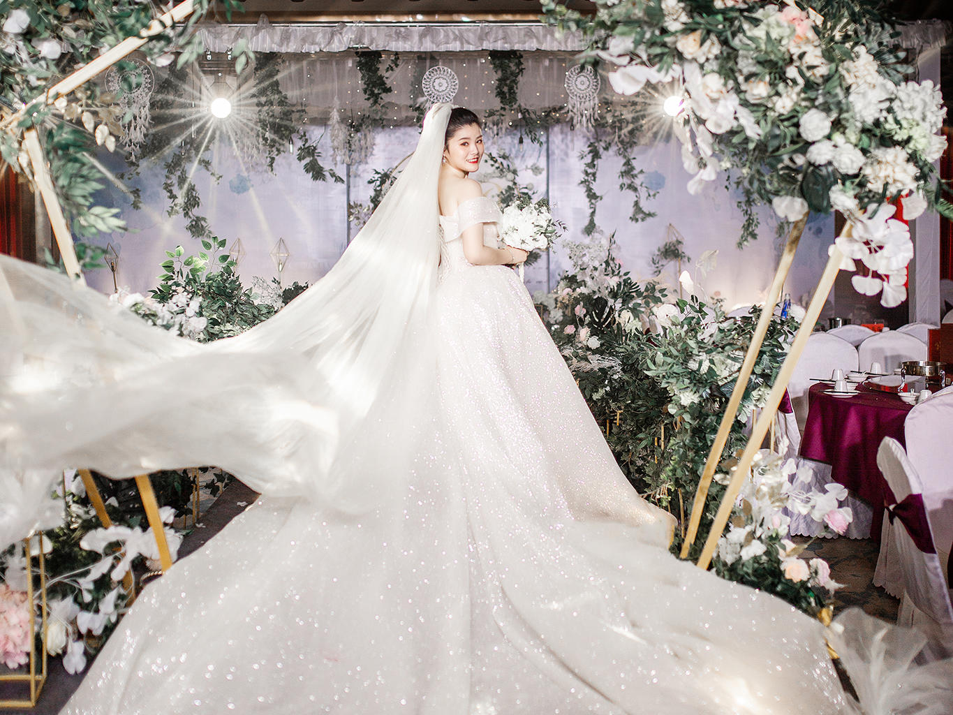 【陌上婚礼】20年大热 精致森系布景甜品展示台