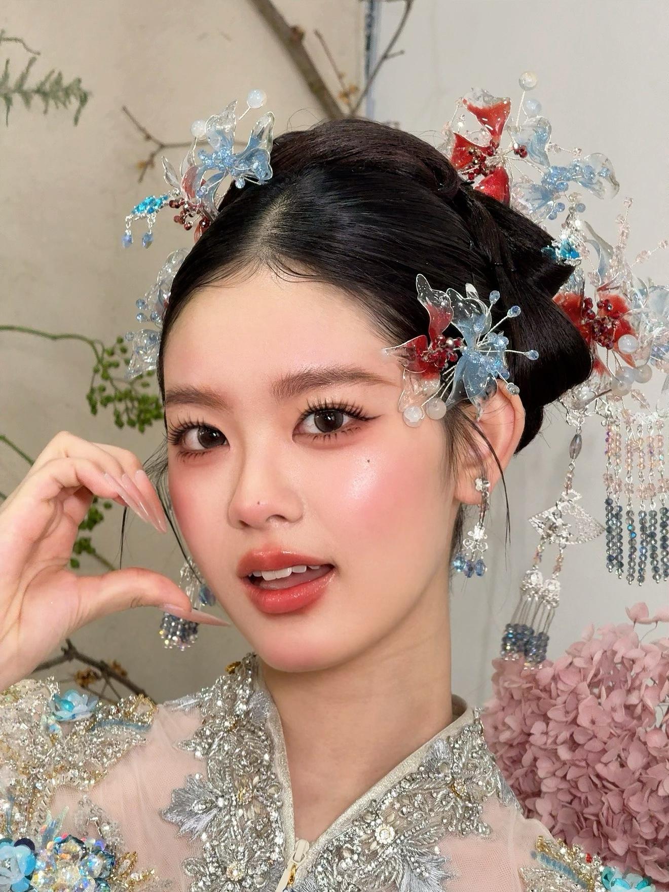 中式秀禾新娘妆造