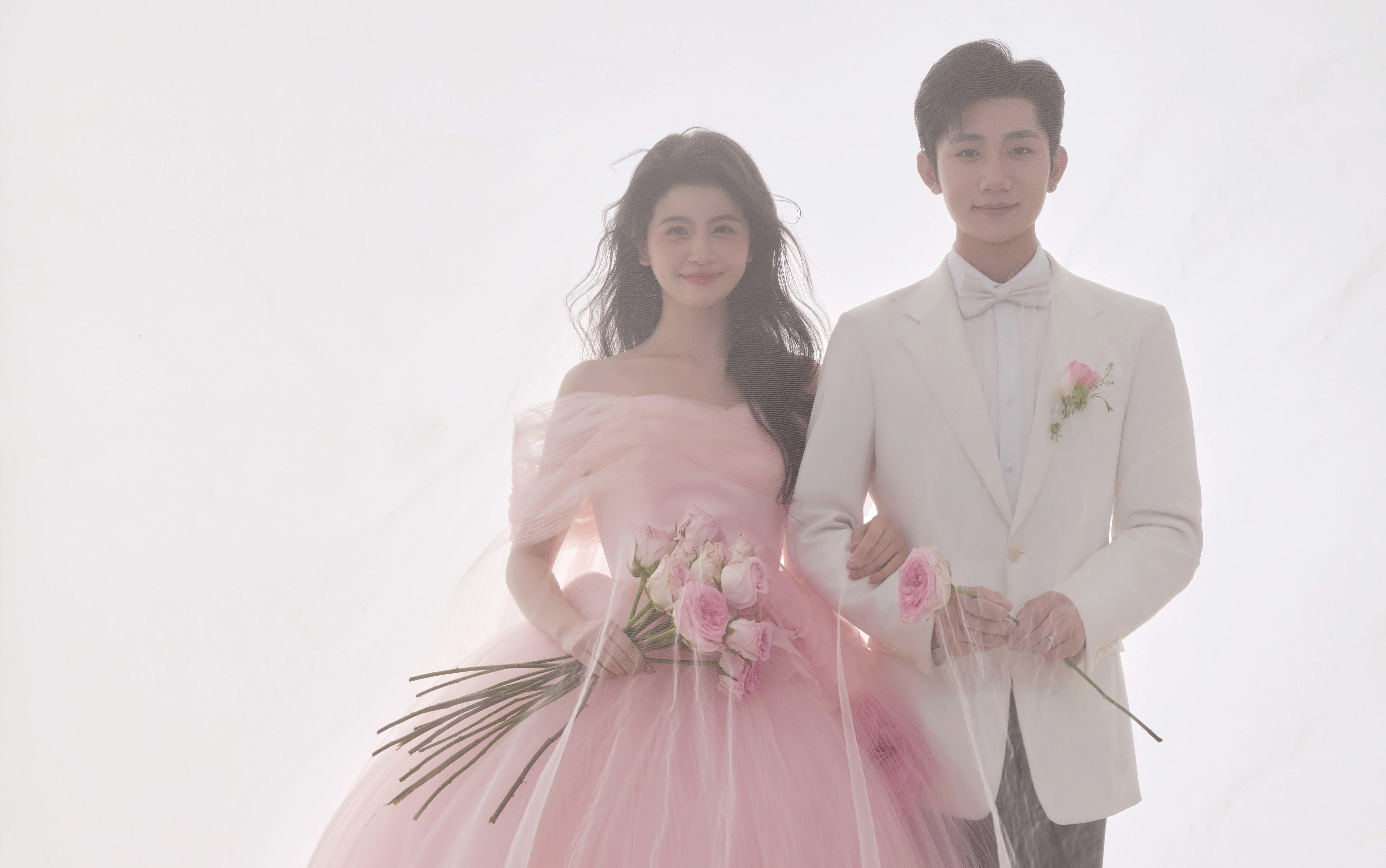 仙女请拍！00后女孩无法抗拒的粉纱光影婚照