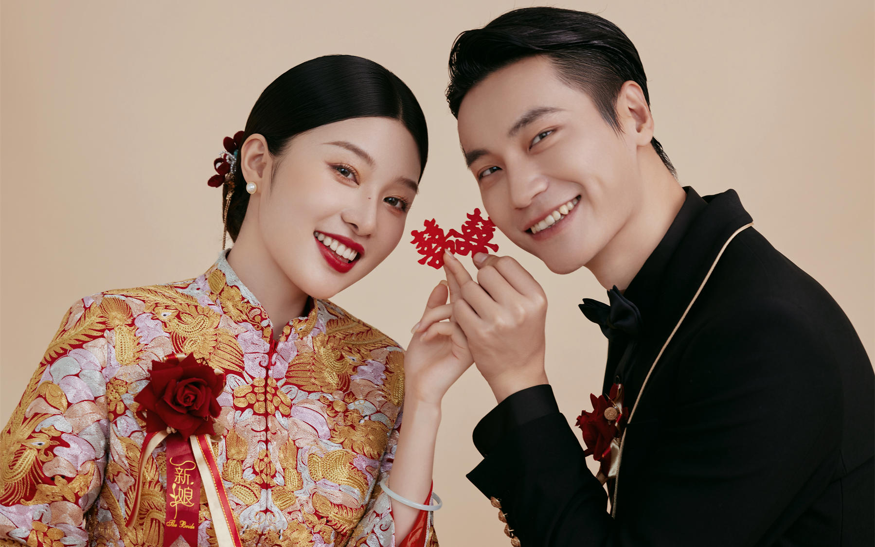 【D視覺攝影】紅與金的碰撞，愛意藏不住啦