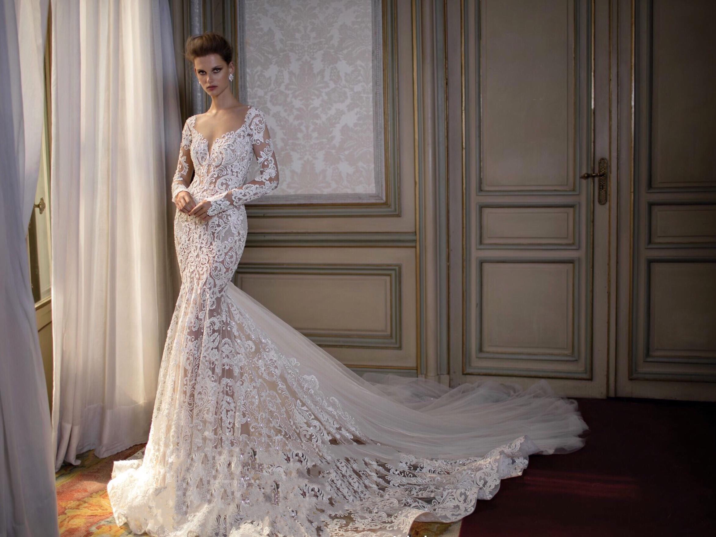 【木槿婚纱一站式套餐】永恒经典四件套+资深档跟妆